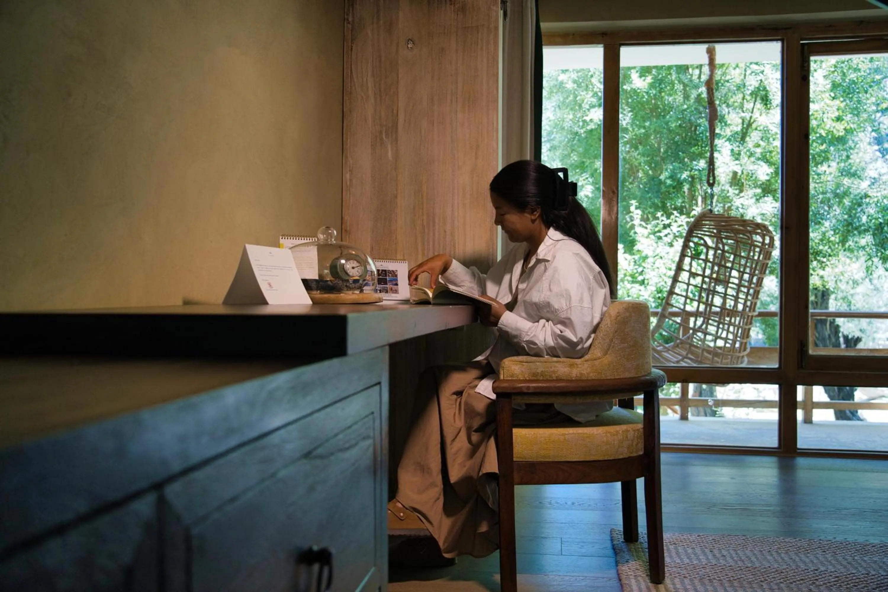 Seating area in Stone Hedge Hotel