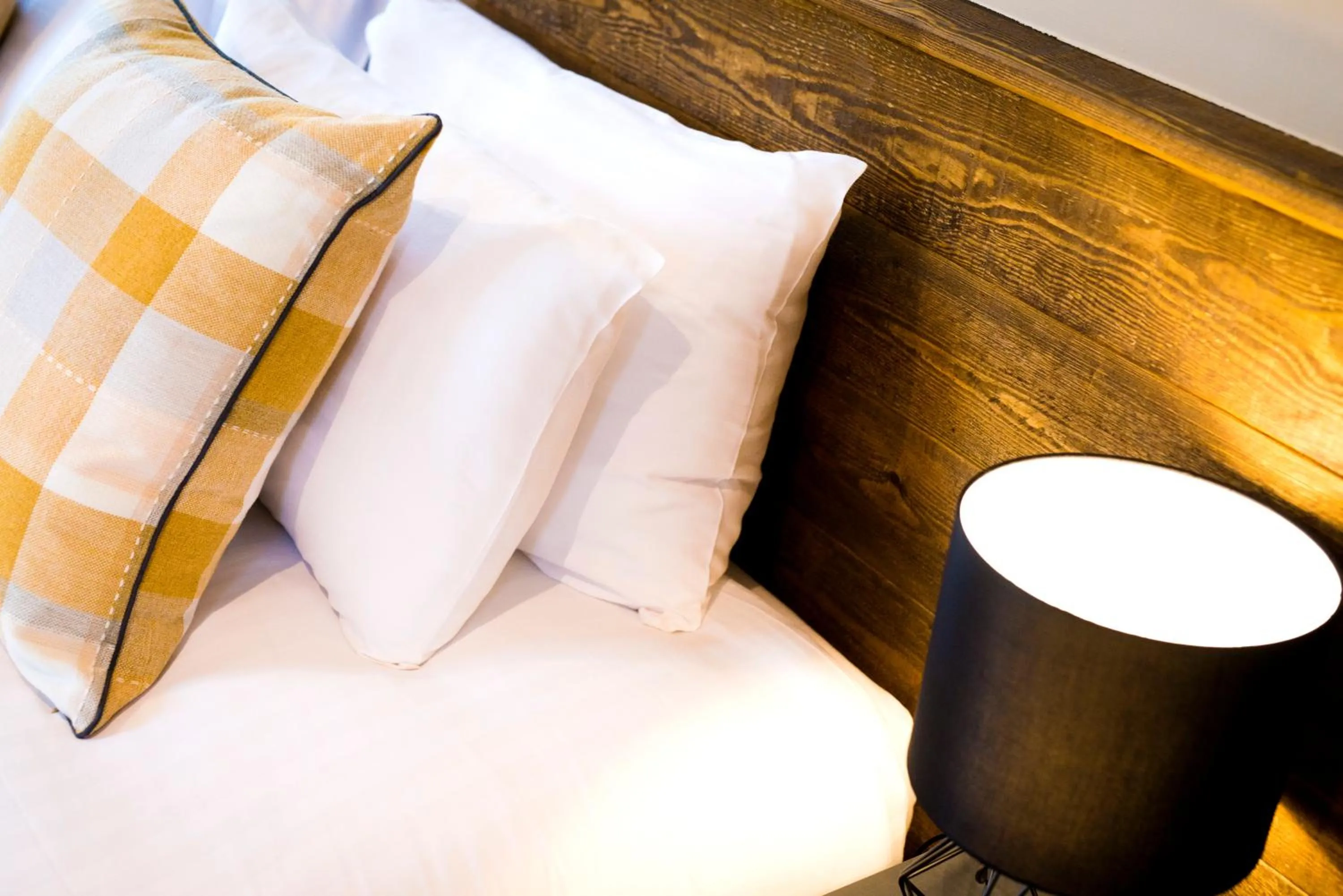 Bedroom, Bed in Bowling Green