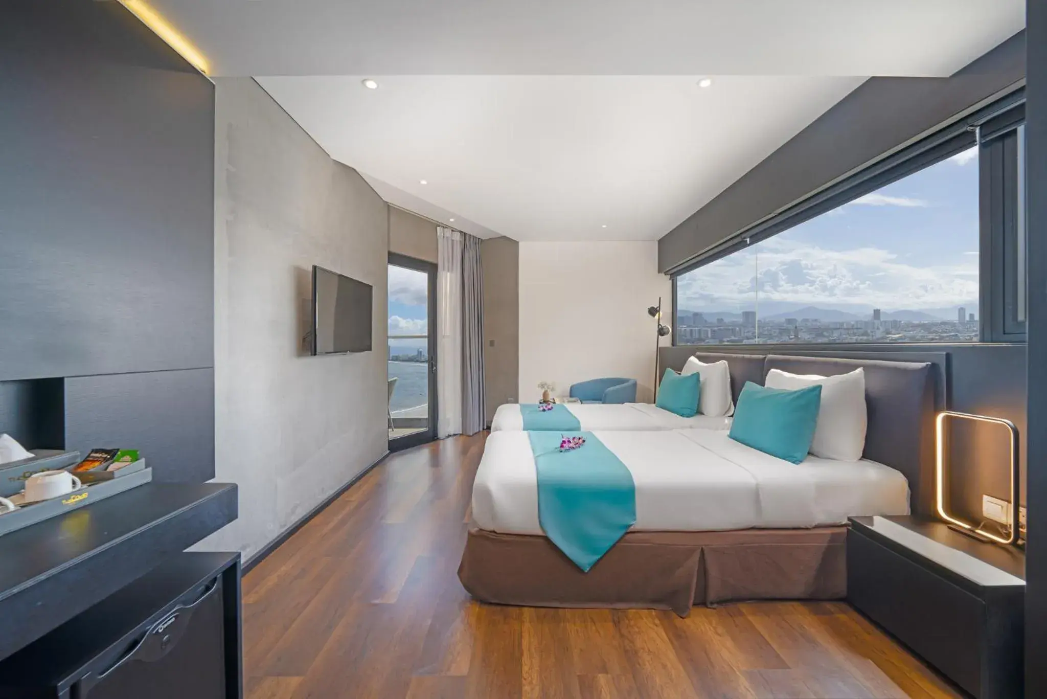 Communal lounge/ TV room, Bed in The Code Hotel & Spa Da Nang - Included Afternoon Tea in Sky Bar Sea View Communal lounge/ TV room, Bed in The Code Hotel & Spa Da Nang - Included Afternoon Tea in Sky Bar Sea View