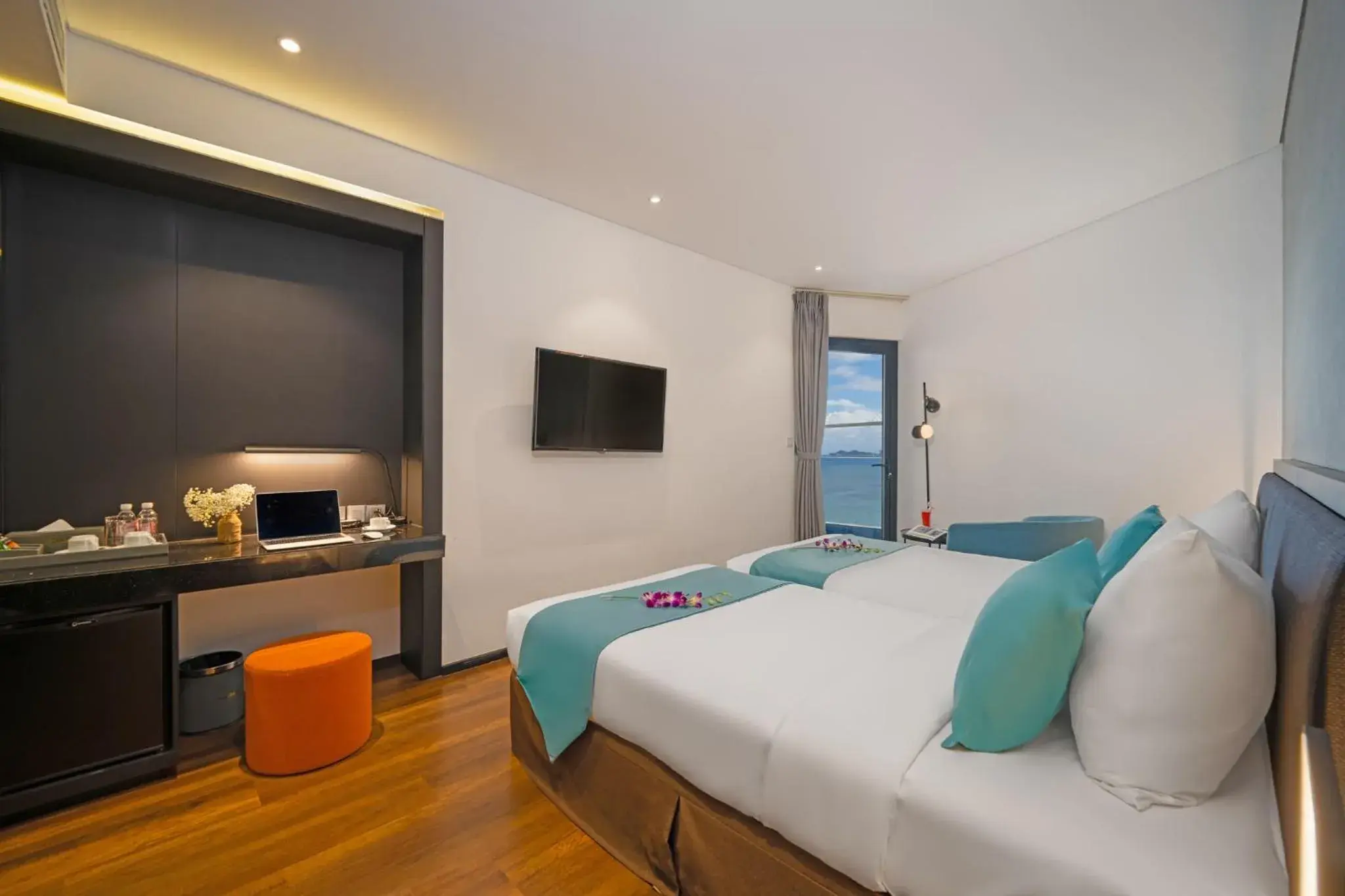 Bed in The Code Hotel & Spa Da Nang - Included Afternoon Tea in Sky Bar Sea View Bed in The Code Hotel & Spa Da Nang - Included Afternoon Tea in Sky Bar Sea View