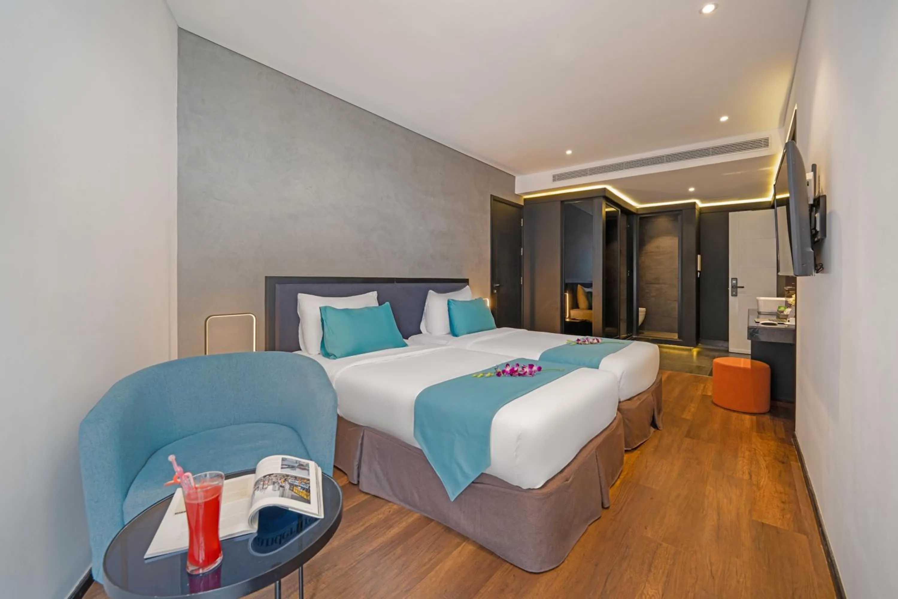 Bed in The Code Hotel & Spa Da Nang - Complimentary Daily Afternoon Tea in Sky Bar