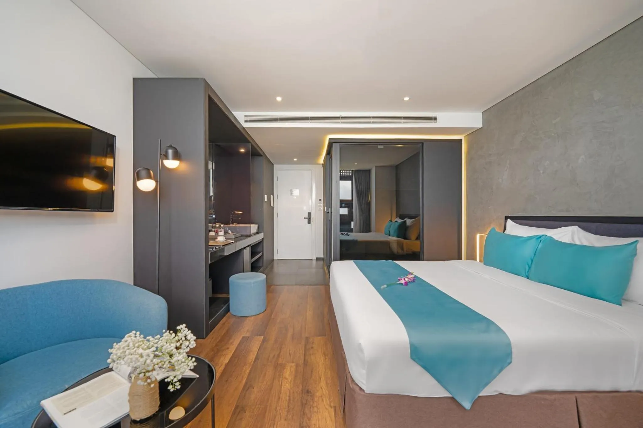 Photo of the whole room, Bed in The Code Hotel & Spa Da Nang - Complimentary Daily Afternoon Tea in Sky Bar