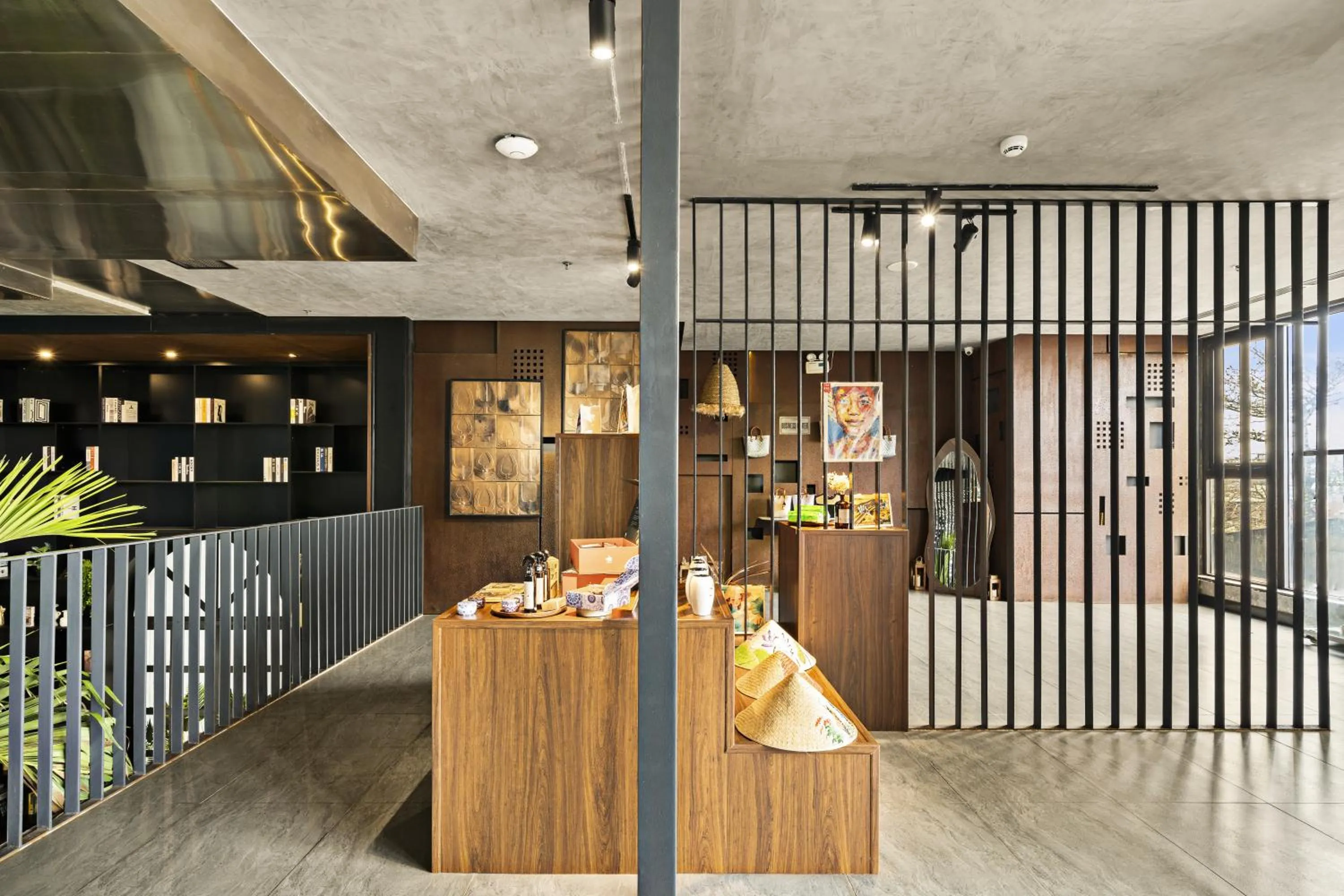 Shopping Area in The Code Hotel & Spa Da Nang - Complimentary Daily Afternoon Tea in Sky Bar