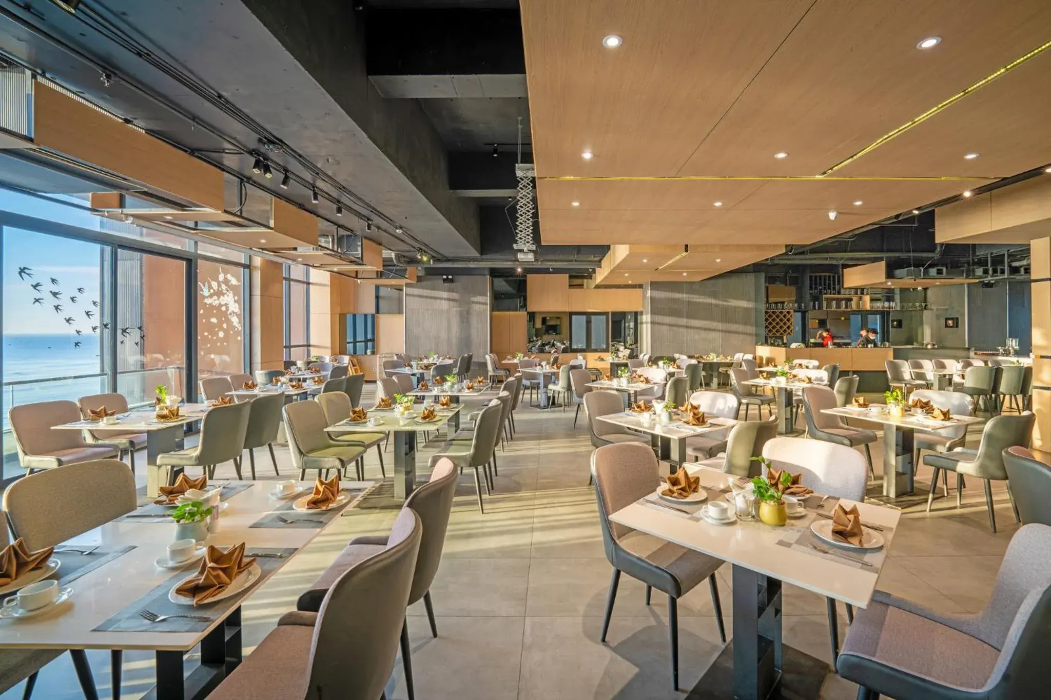 Restaurant/places to eat in The Code Hotel & Spa Da Nang - Included Afternoon Tea in Sky Bar Sea View Restaurant/places to eat in The Code Hotel & Spa Da Nang - Included Afternoon Tea in Sky Bar Sea View