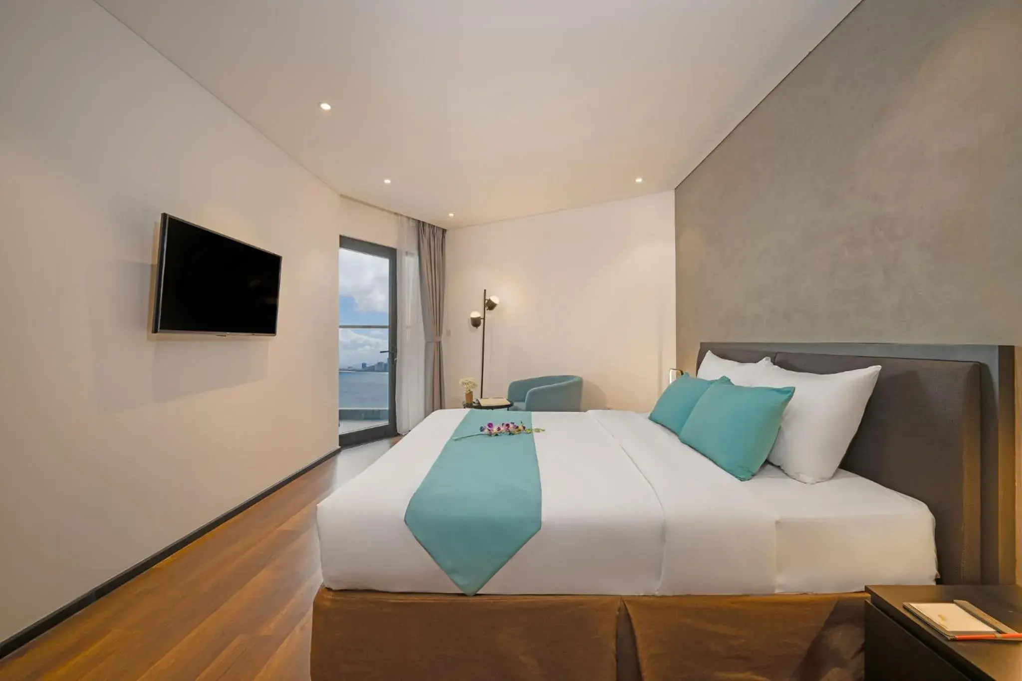Bed in The Code Hotel & Spa Da Nang - Included Afternoon Tea in Sky Bar Sea View Bed in The Code Hotel & Spa Da Nang - Included Afternoon Tea in Sky Bar Sea View