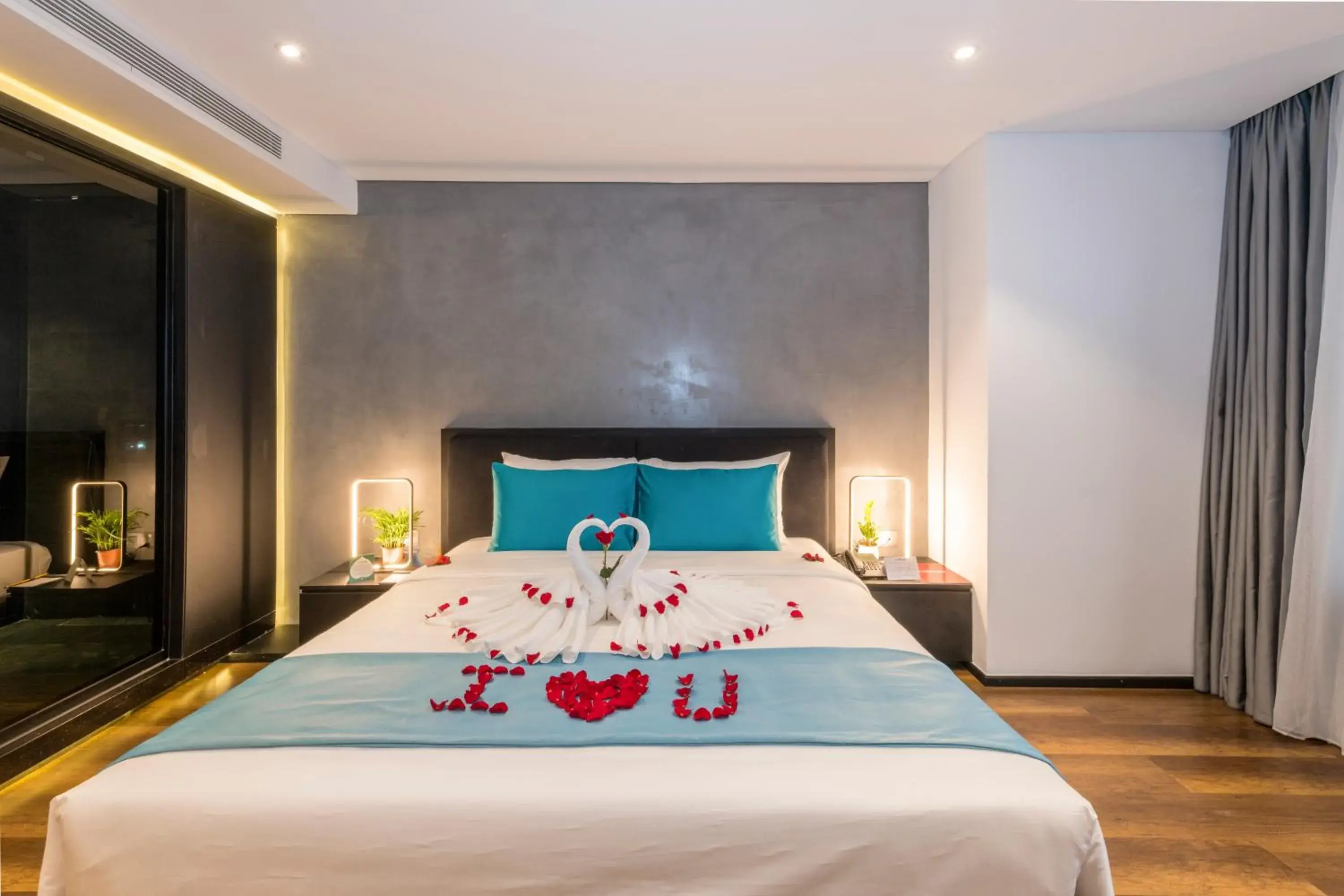 Bed in The Code Hotel & Spa Da Nang - Included Afternoon Tea in Sky Bar Sea View Bed in The Code Hotel & Spa Da Nang - Included Afternoon Tea in Sky Bar Sea View