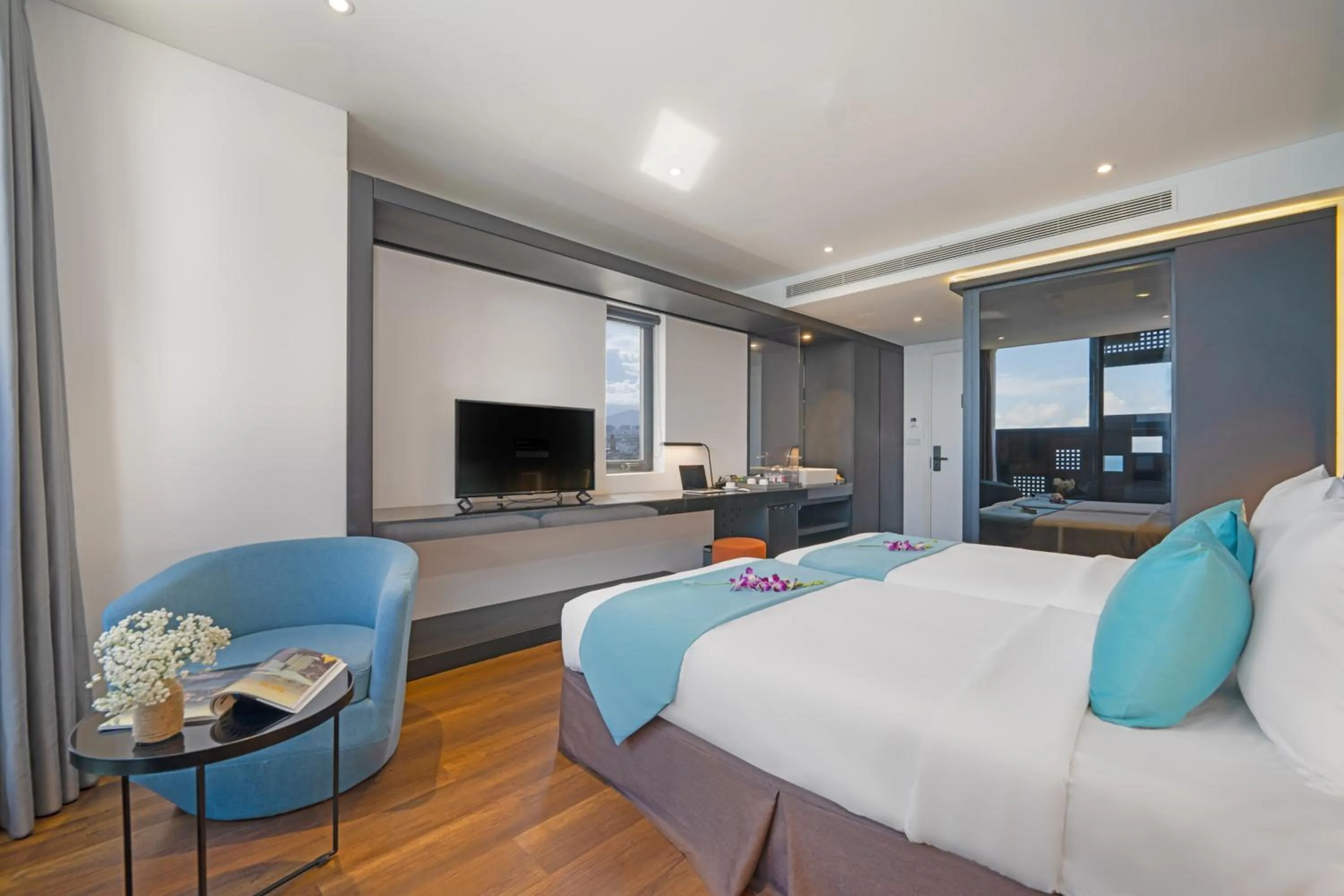 Bed in The Code Hotel & Spa Da Nang - Complimentary Daily Afternoon Tea in Sky Bar