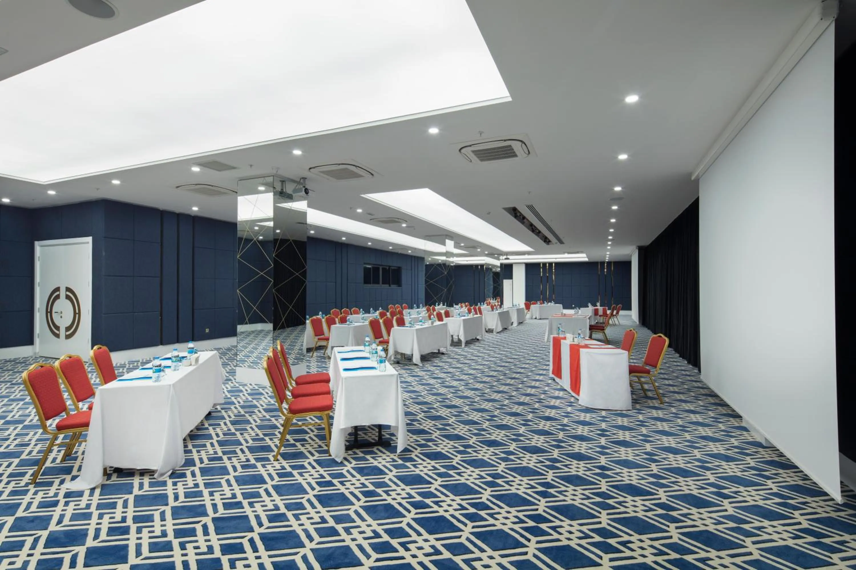 Meeting/conference room in Granada Luxury Beach-Ultra All Inclusive