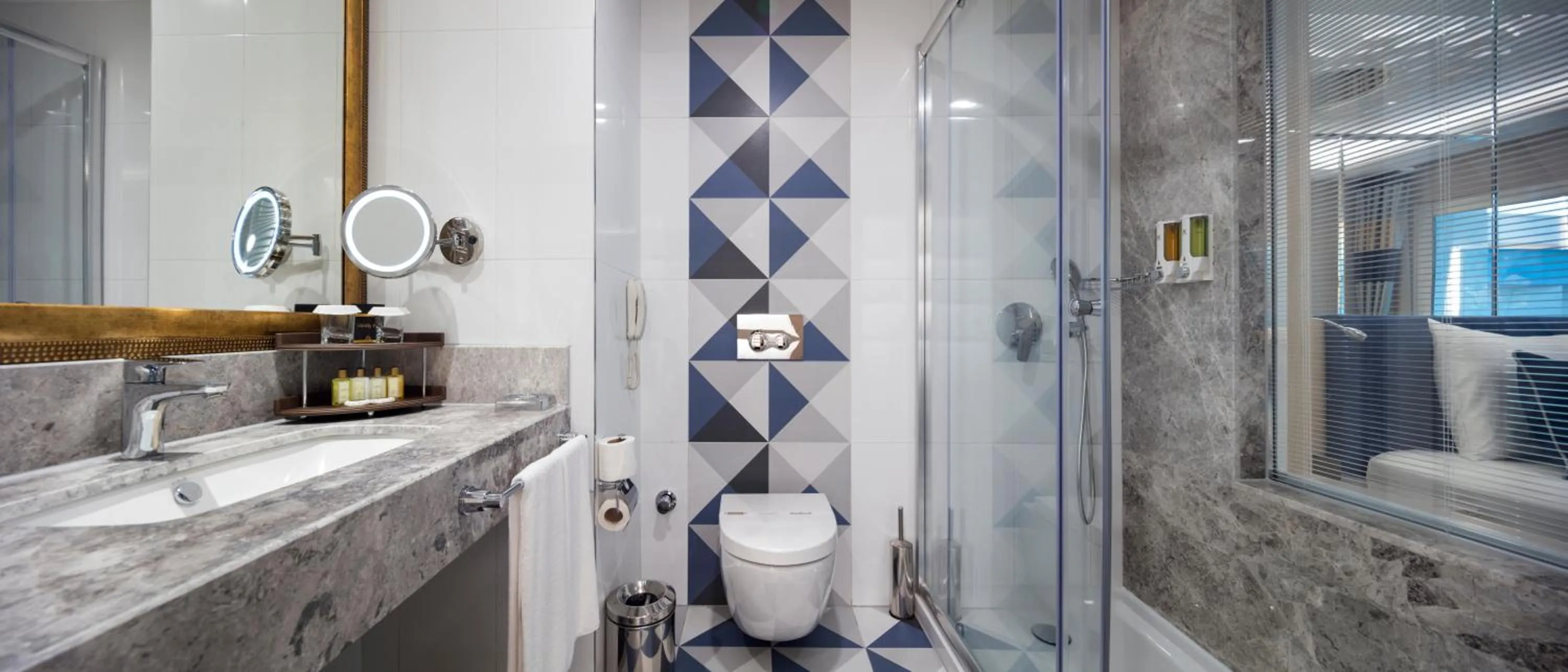 Bathroom in Granada Luxury Beach-Ultra All Inclusive