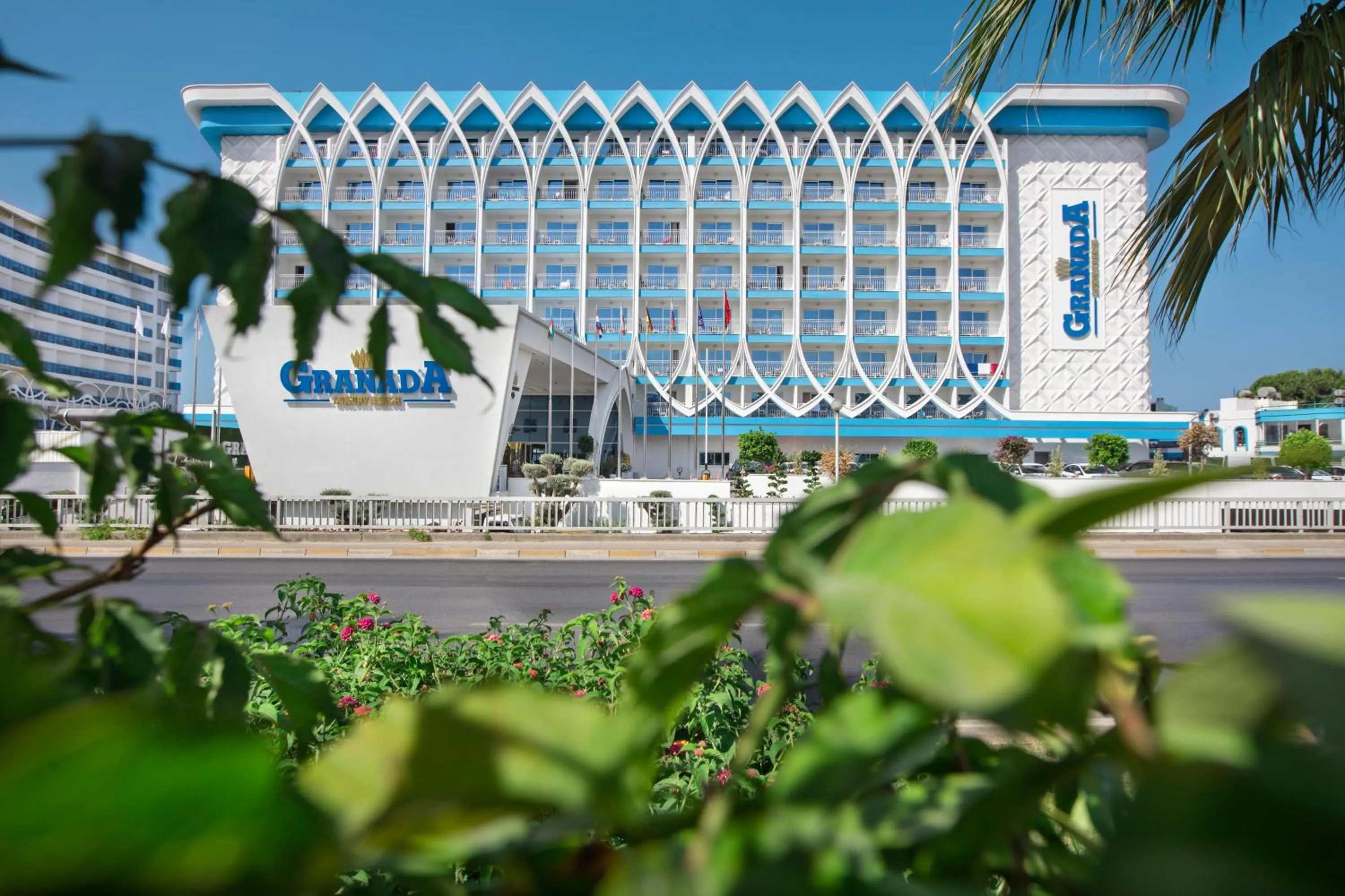 Property building in Granada Luxury Beach-Ultra All Inclusive