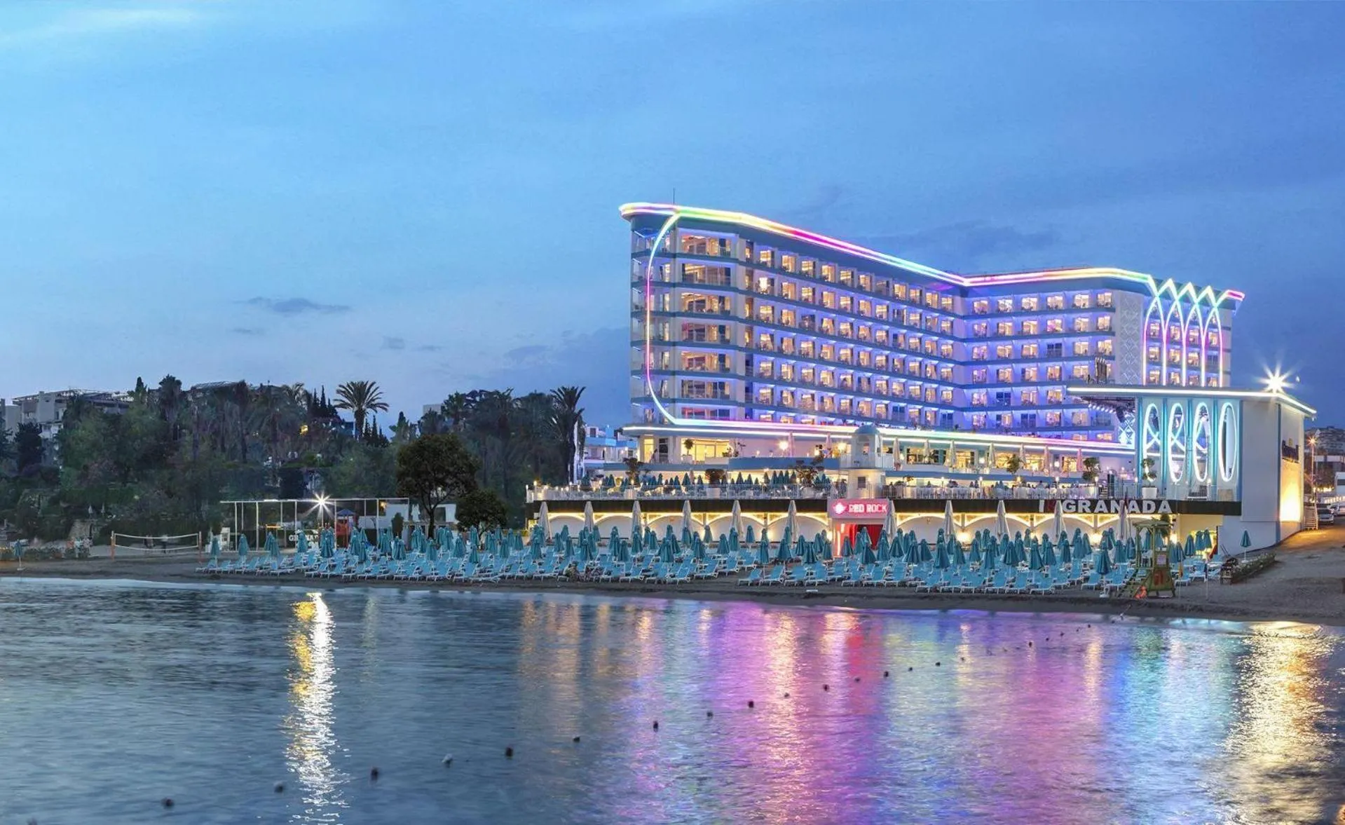 Property building in Granada Luxury Beach-Ultra All Inclusive