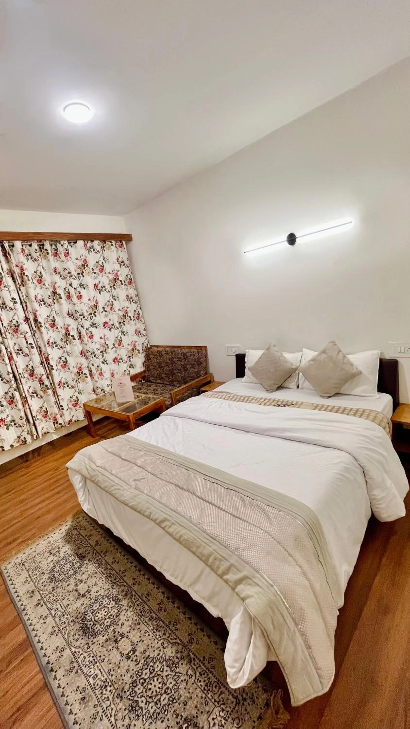 Bedroom, Bed in Tourist Hotel 10 minutes walking distance from the mall
