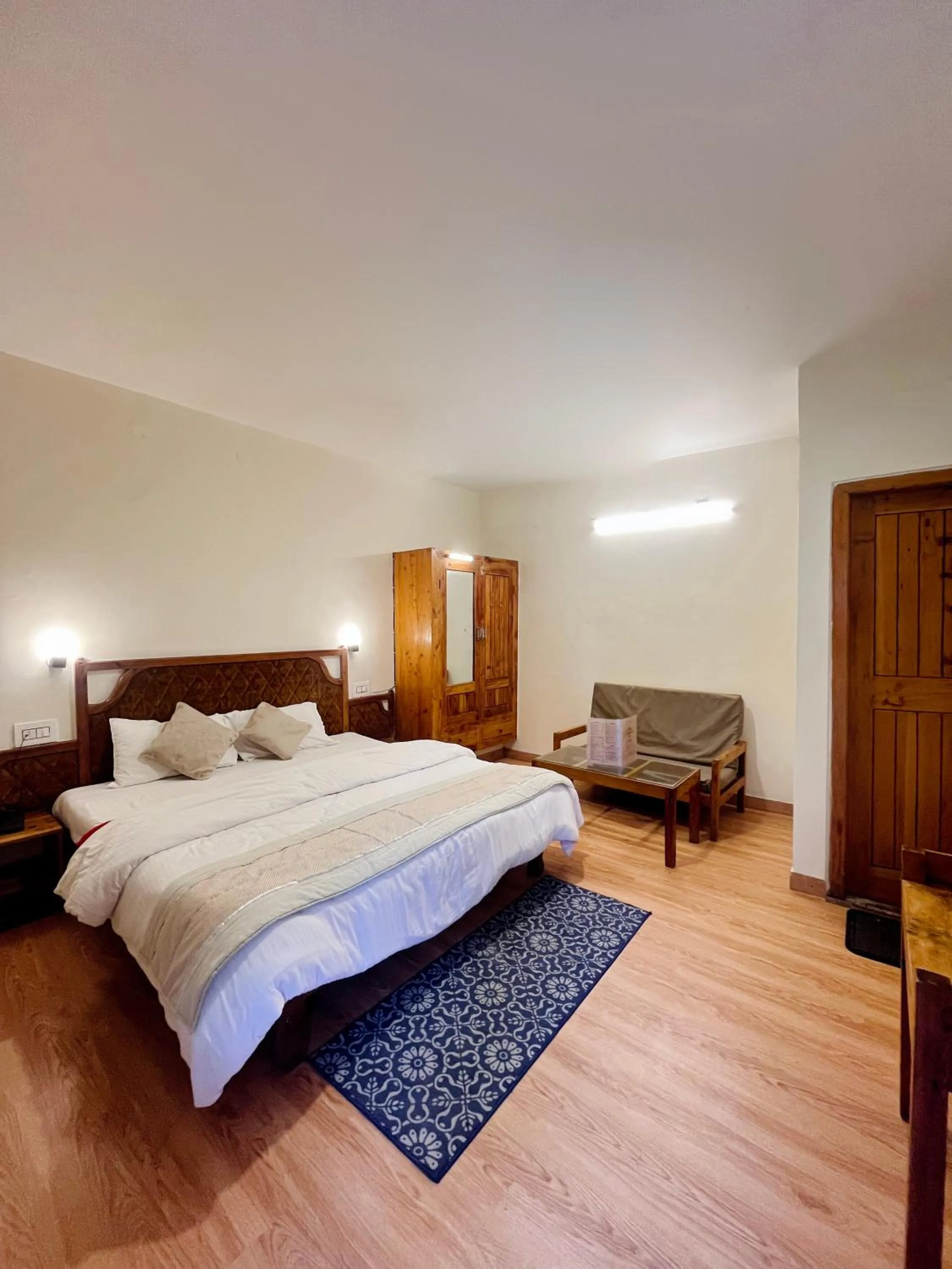 Photo of the whole room, Bed in Tourist Hotel 10 minutes walking distance from the mall