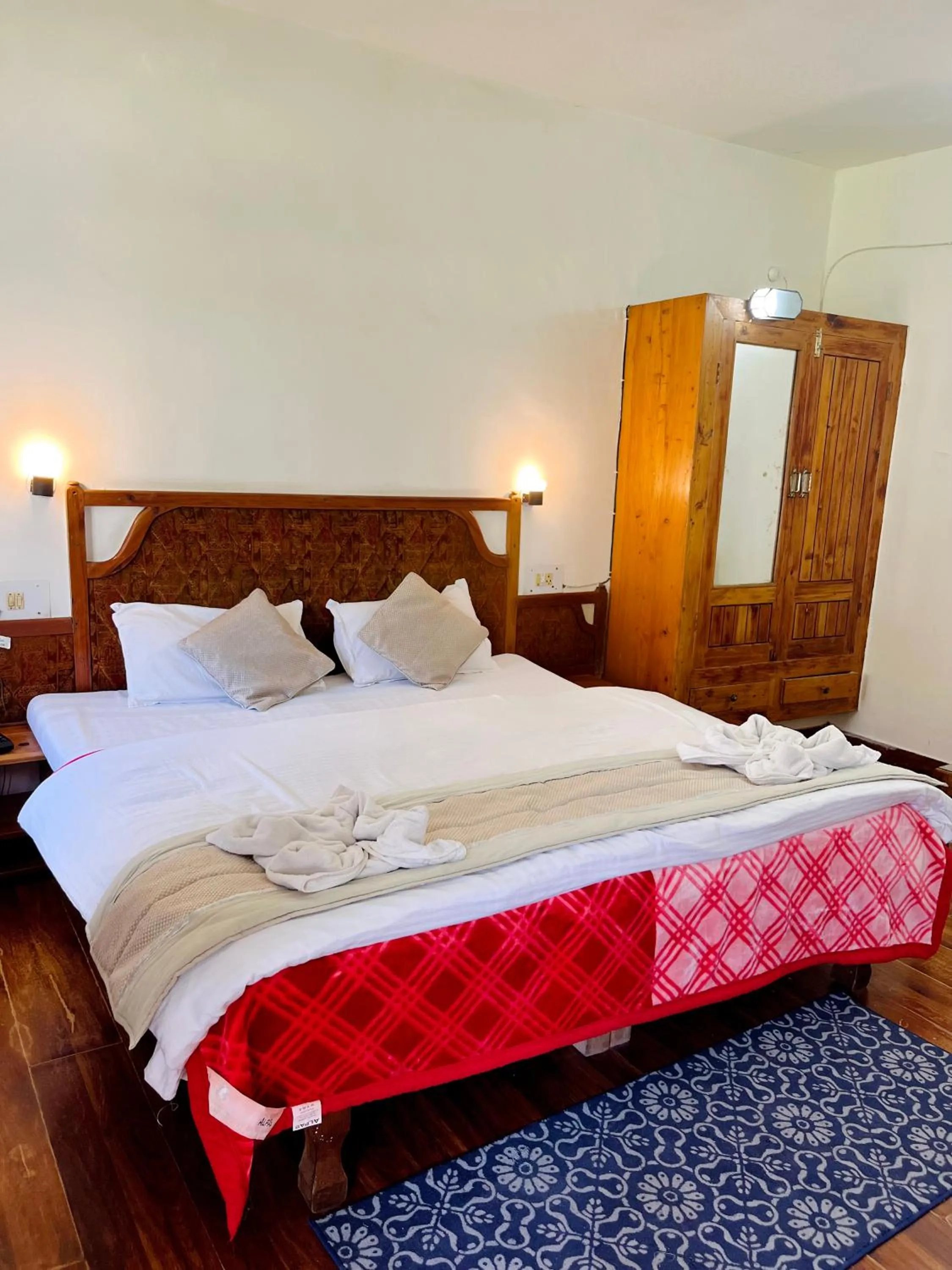 Bedroom, Bed in Tourist Hotel 10 minutes walking distance from the mall