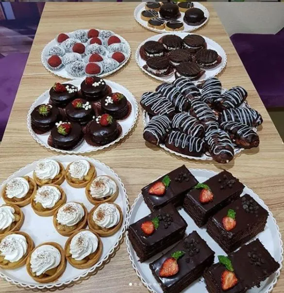 Restaurant/places to eat in GRAND STAR HOTEL