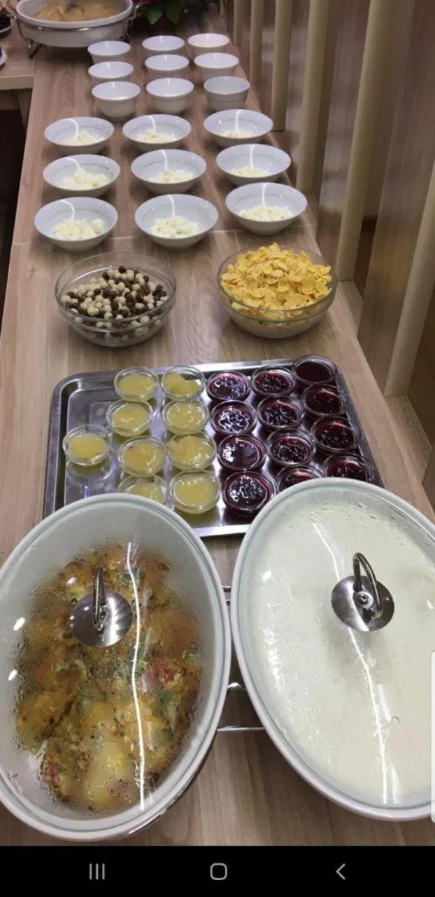 Restaurant/places to eat in GRAND STAR HOTEL