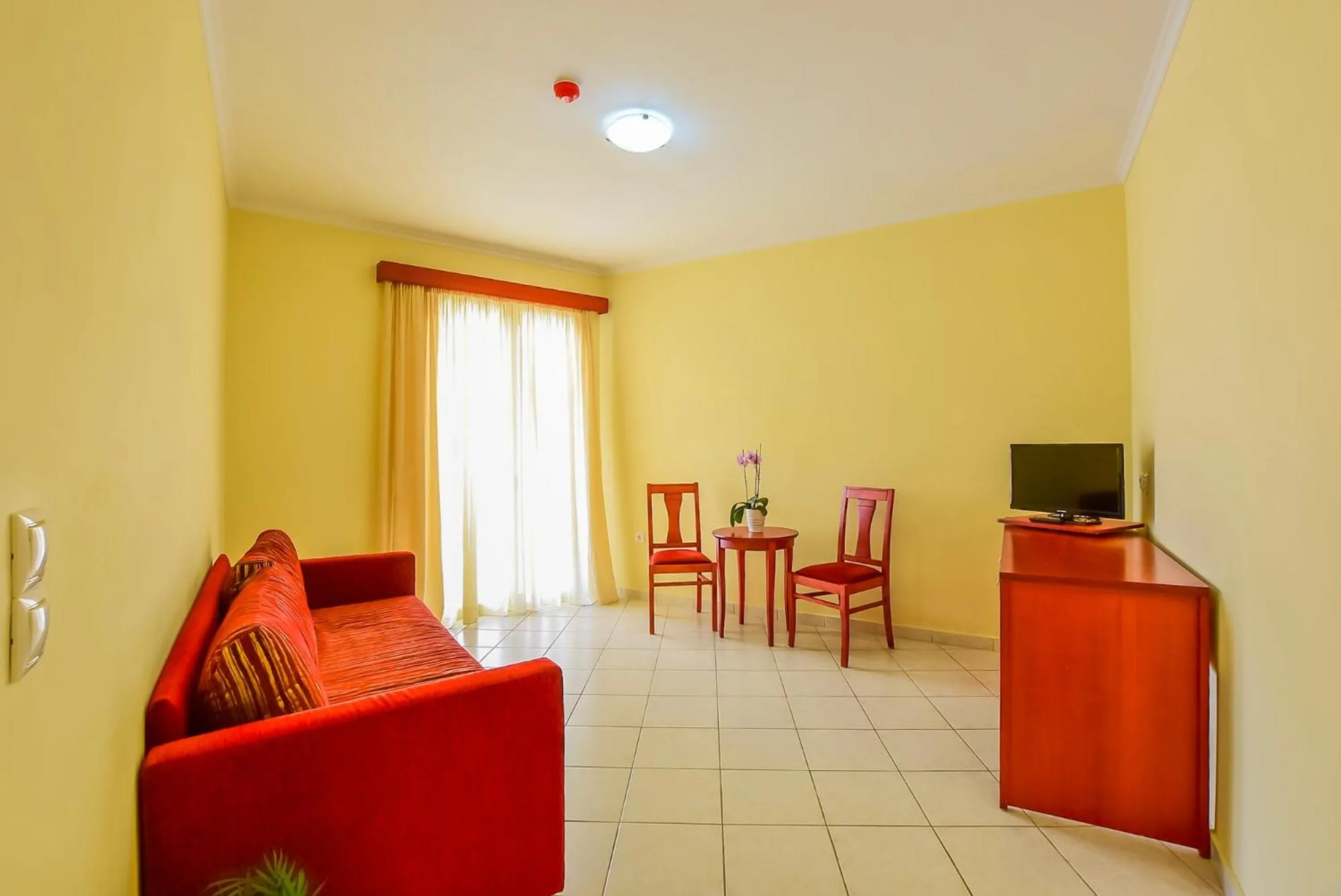 Living room in Timos Hotel