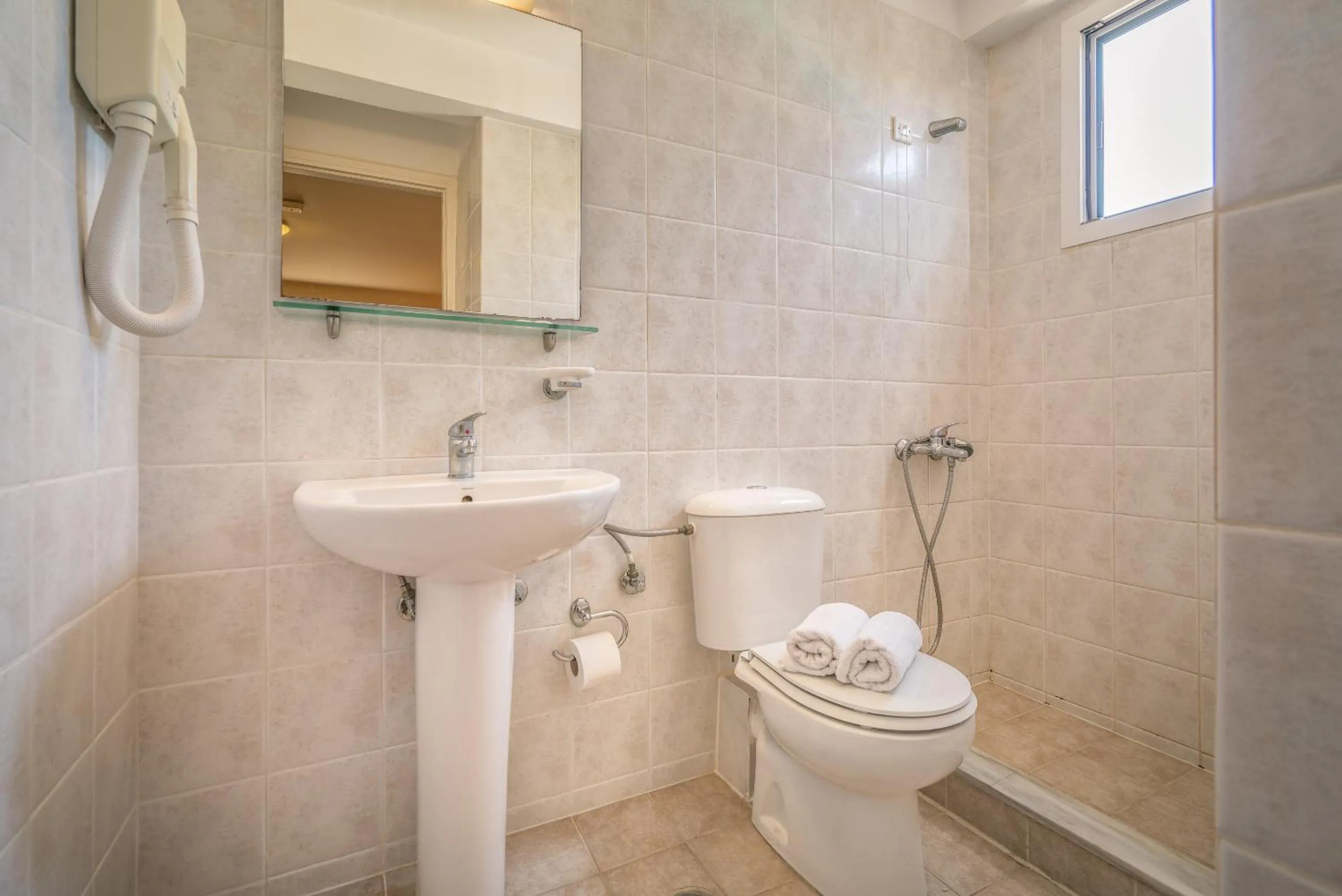 Bathroom in Timos Hotel