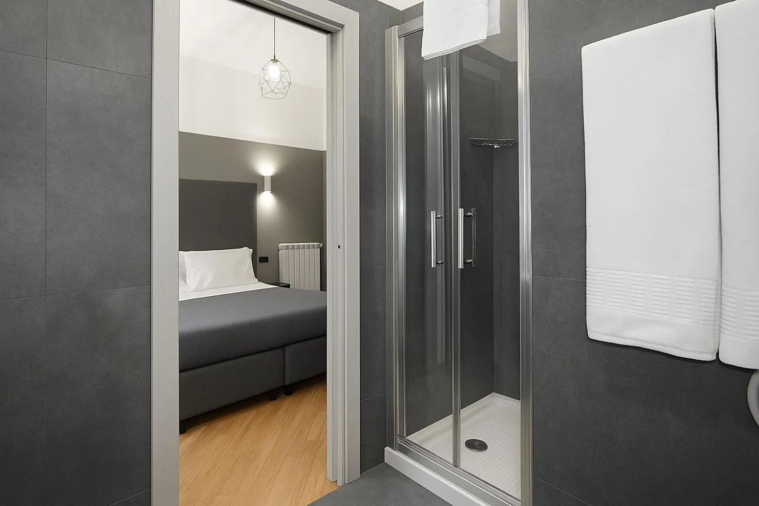 Bathroom, Bed in Piazza Carità