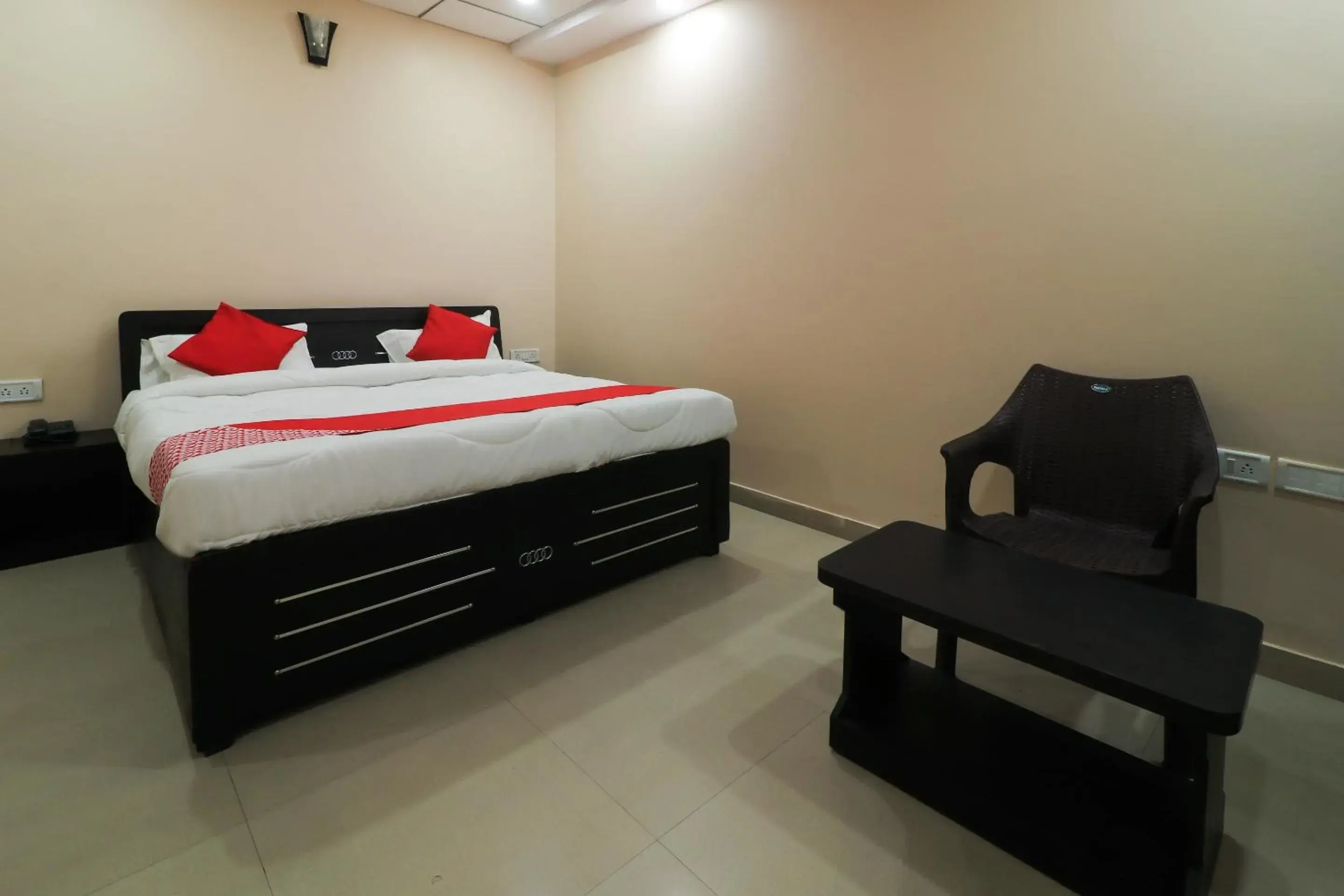 Facade/entrance, Bed in Hotel O Focus Elite Facade/entrance, Bed in Hotel O Focus Elite