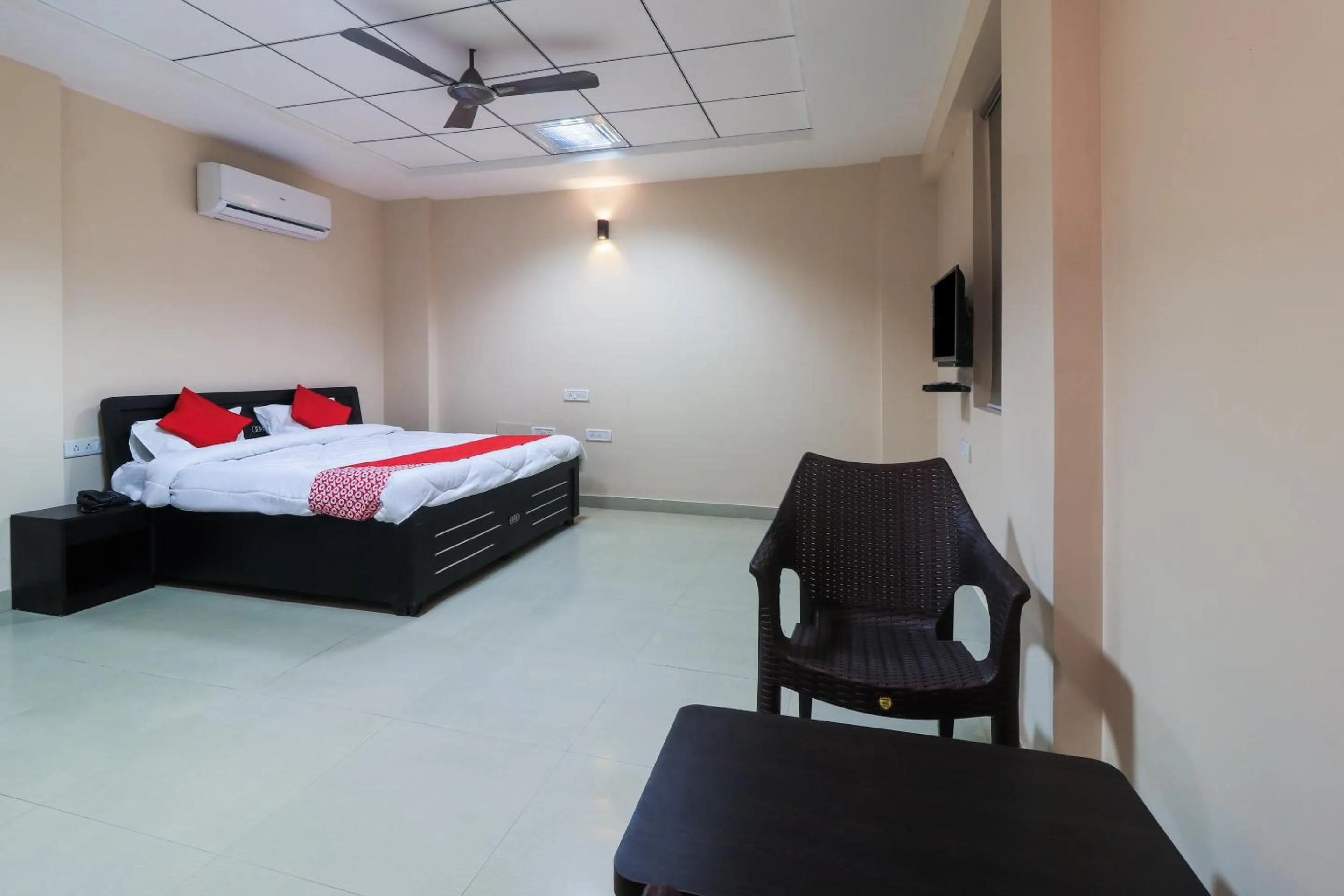 Bedroom in Hotel O Focus Elite