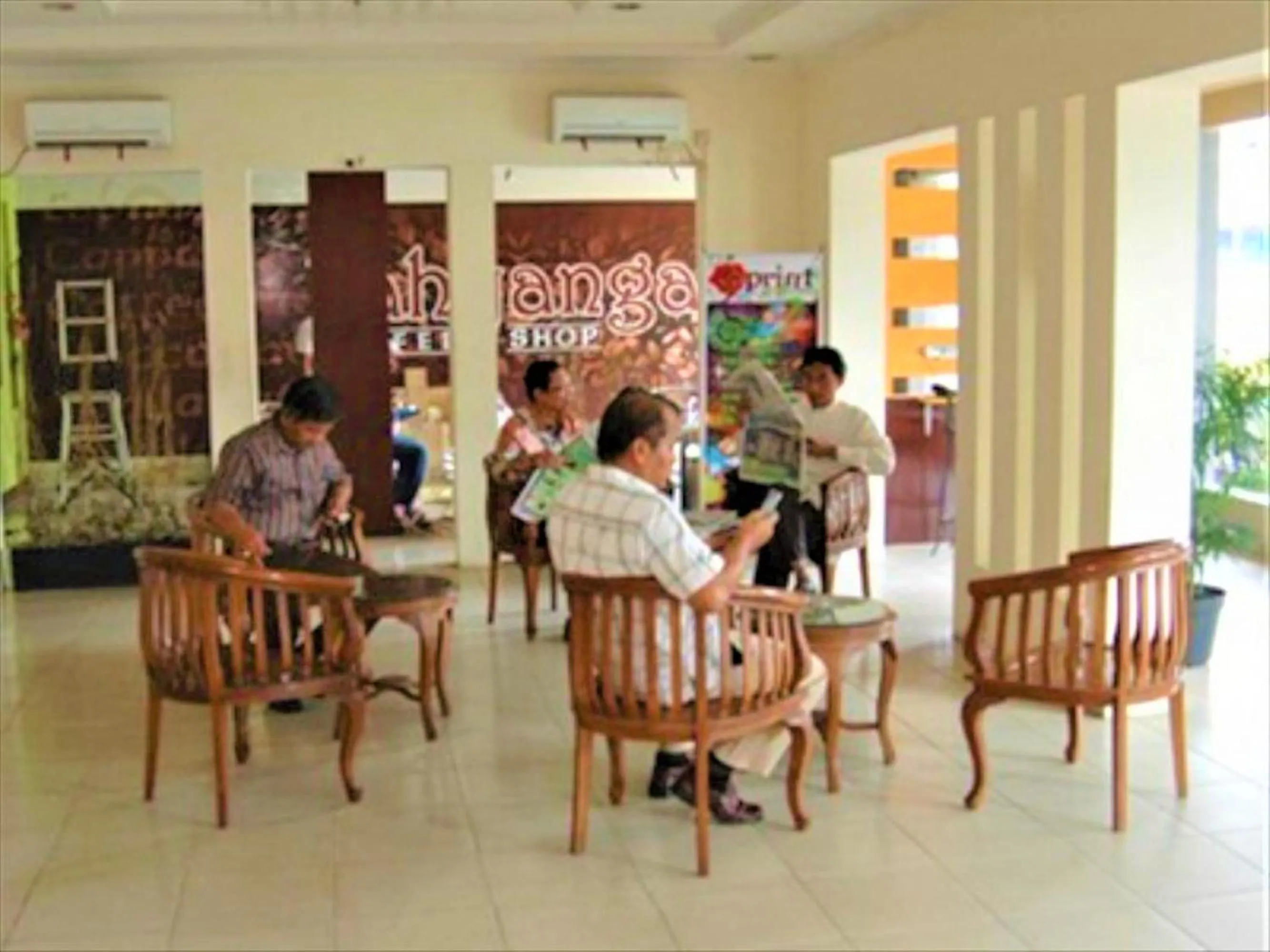 Seating area in Citra Raya Hotel Banjarmasin