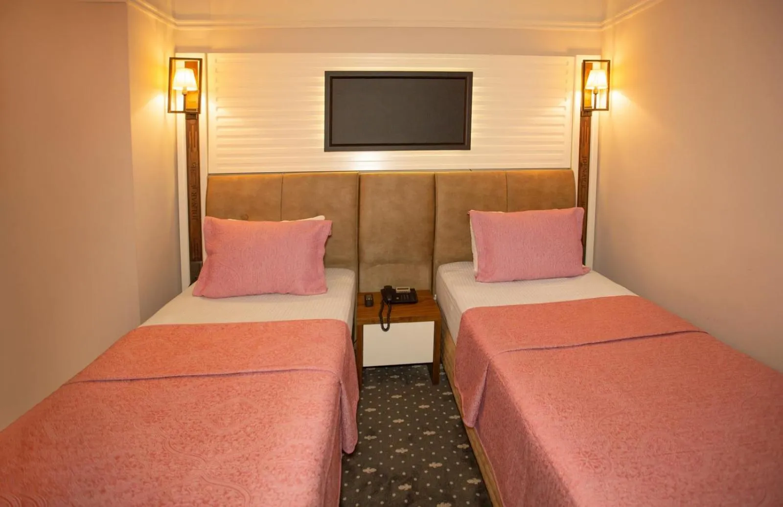 Bedroom in Jolnar garden hotel