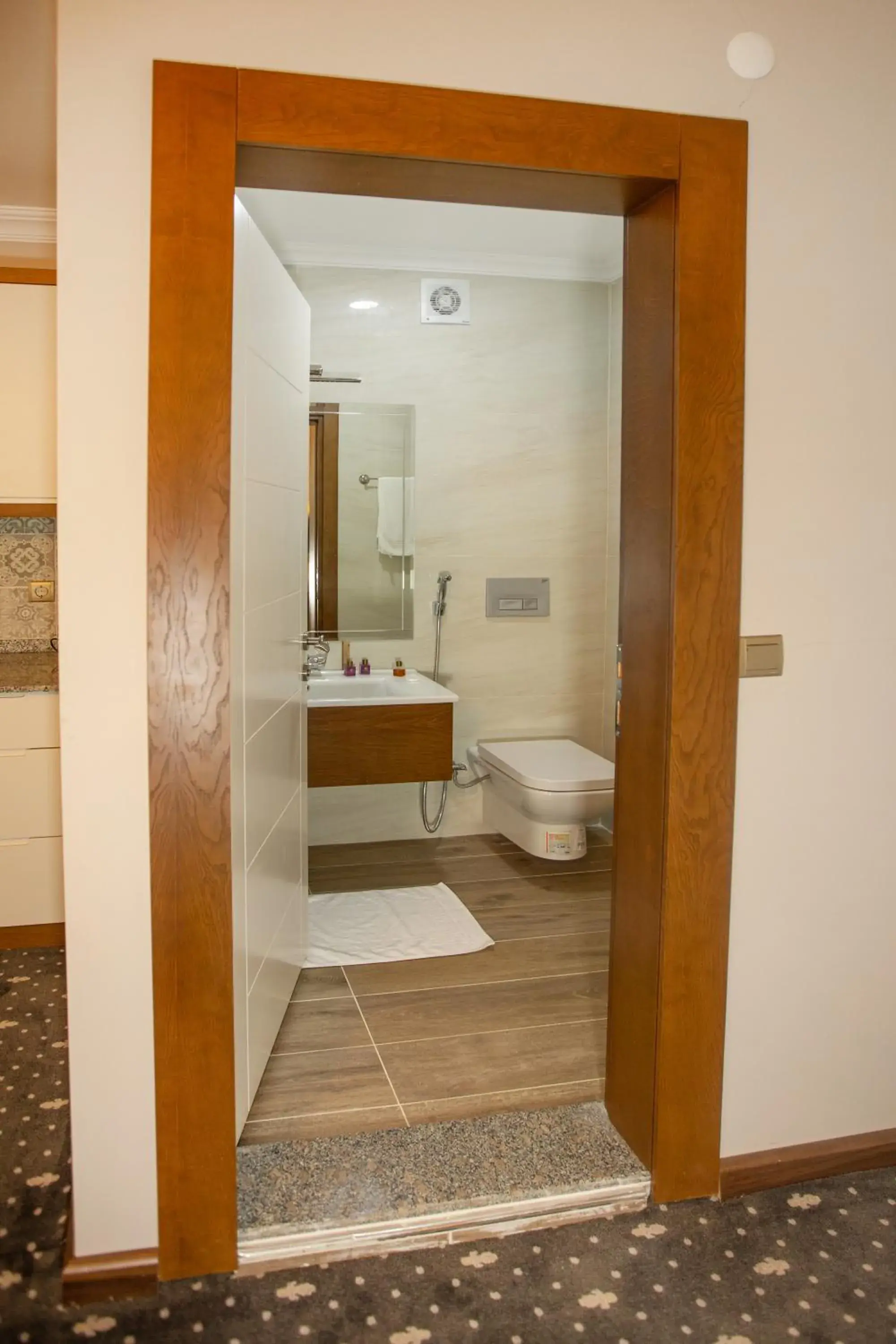 Standard Twin Room - single occupancy in Jolnar garden hotel Standard Twin Room - single occupancy in Jolnar garden hotel