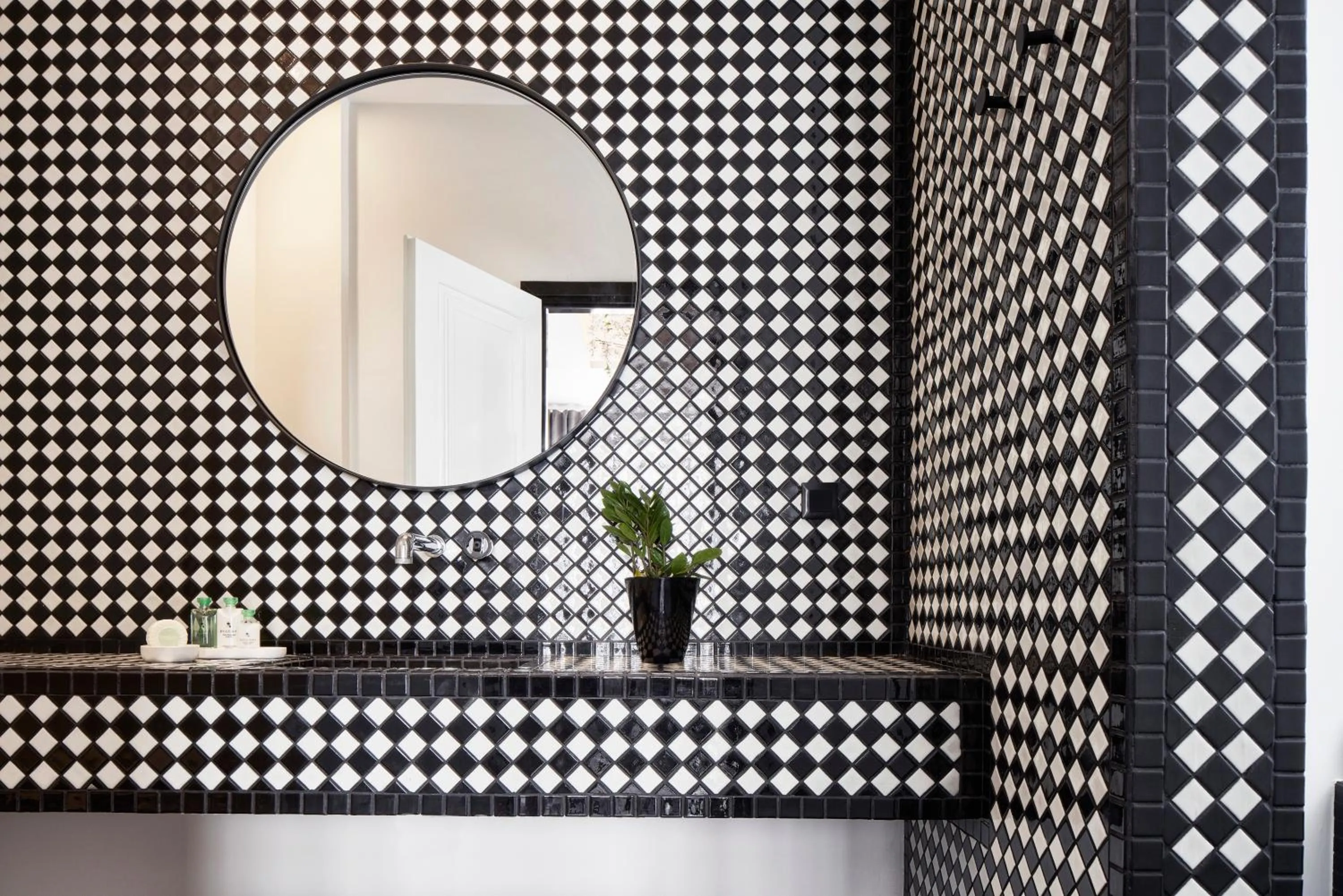 Bathroom in Katikies Garden Santorini - The Leading Hotels Of The World