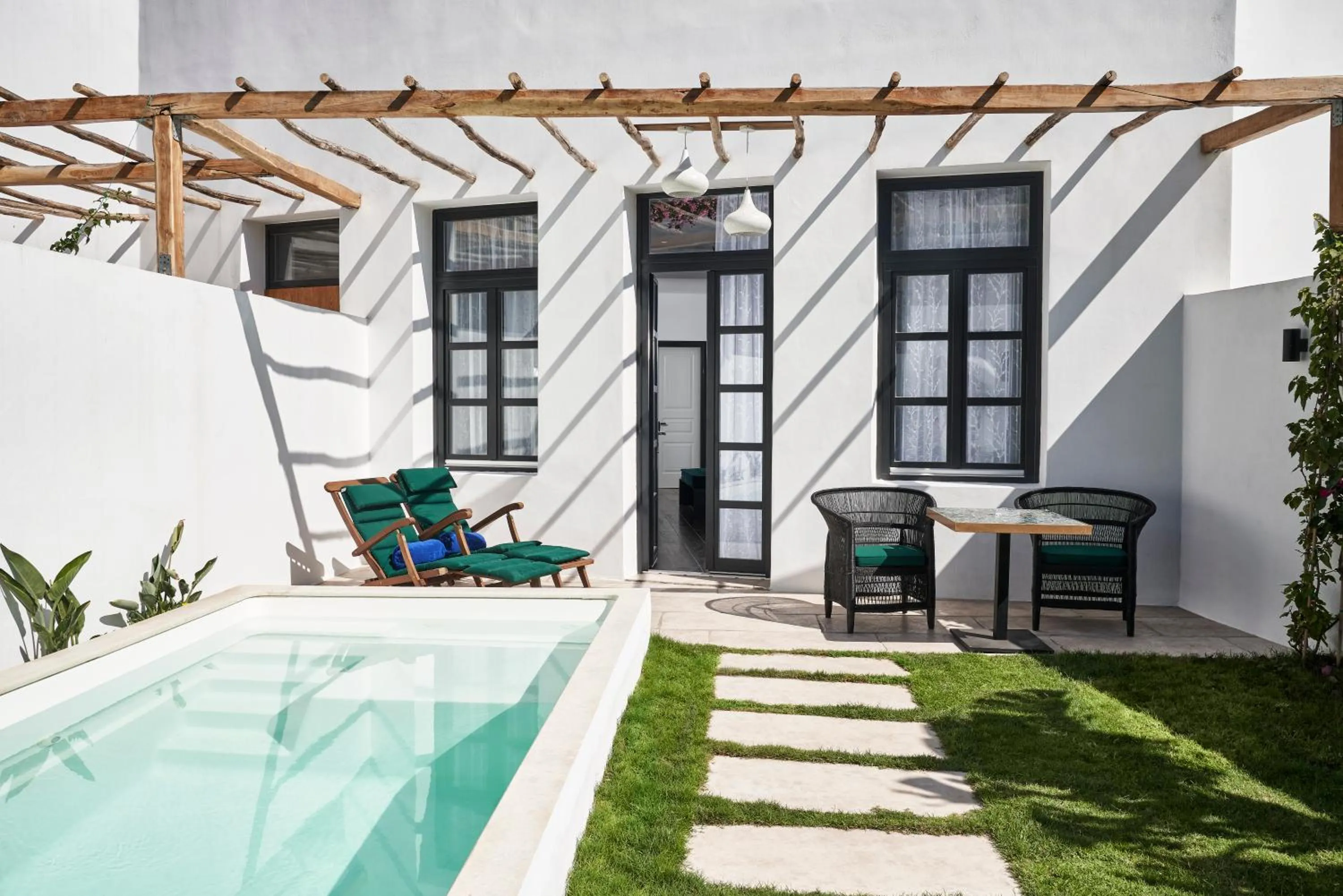 Day in Katikies Garden Santorini - The Leading Hotels Of The World