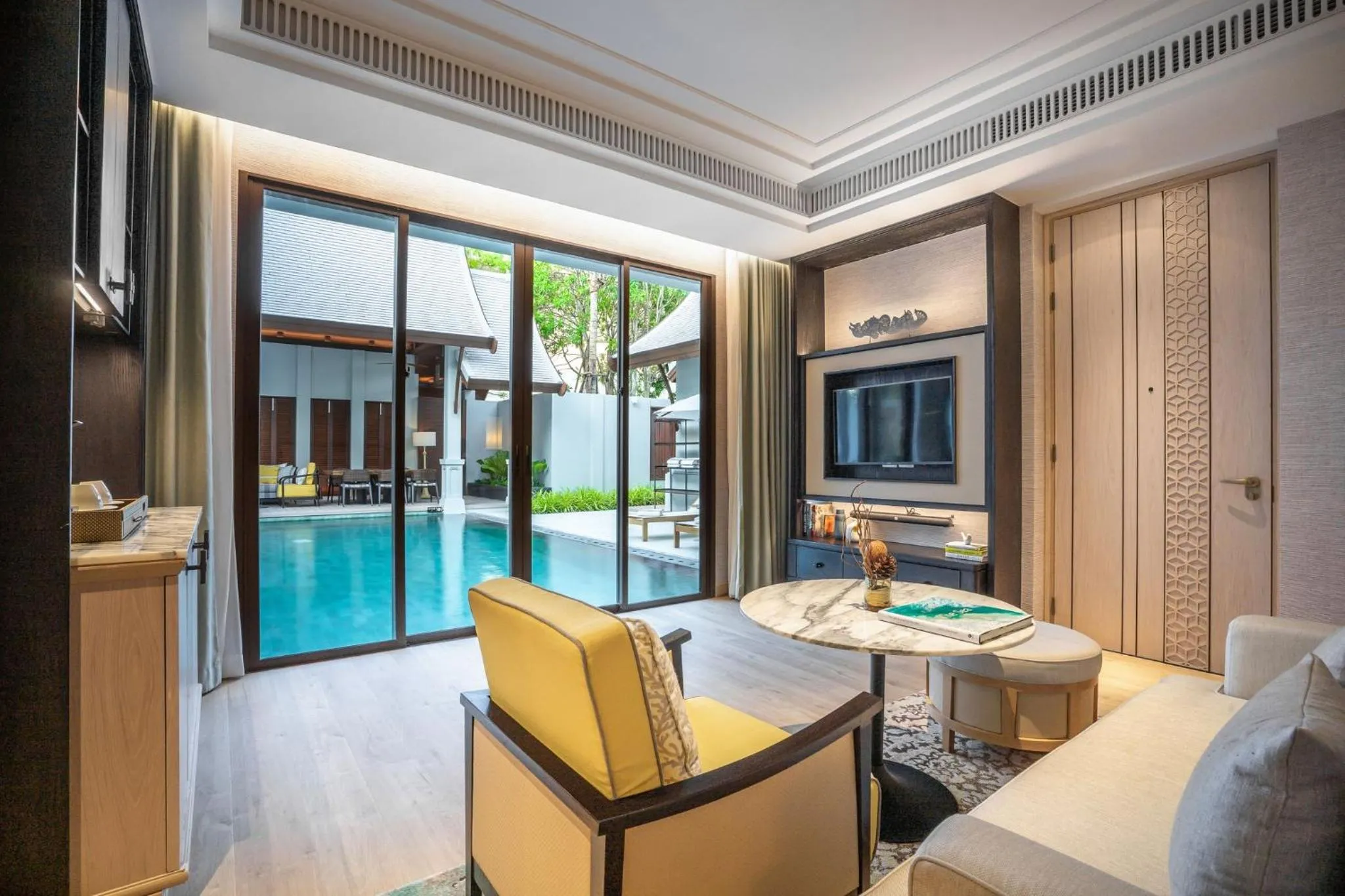 Photo of the whole room in InterContinental Phuket Resort by IHG