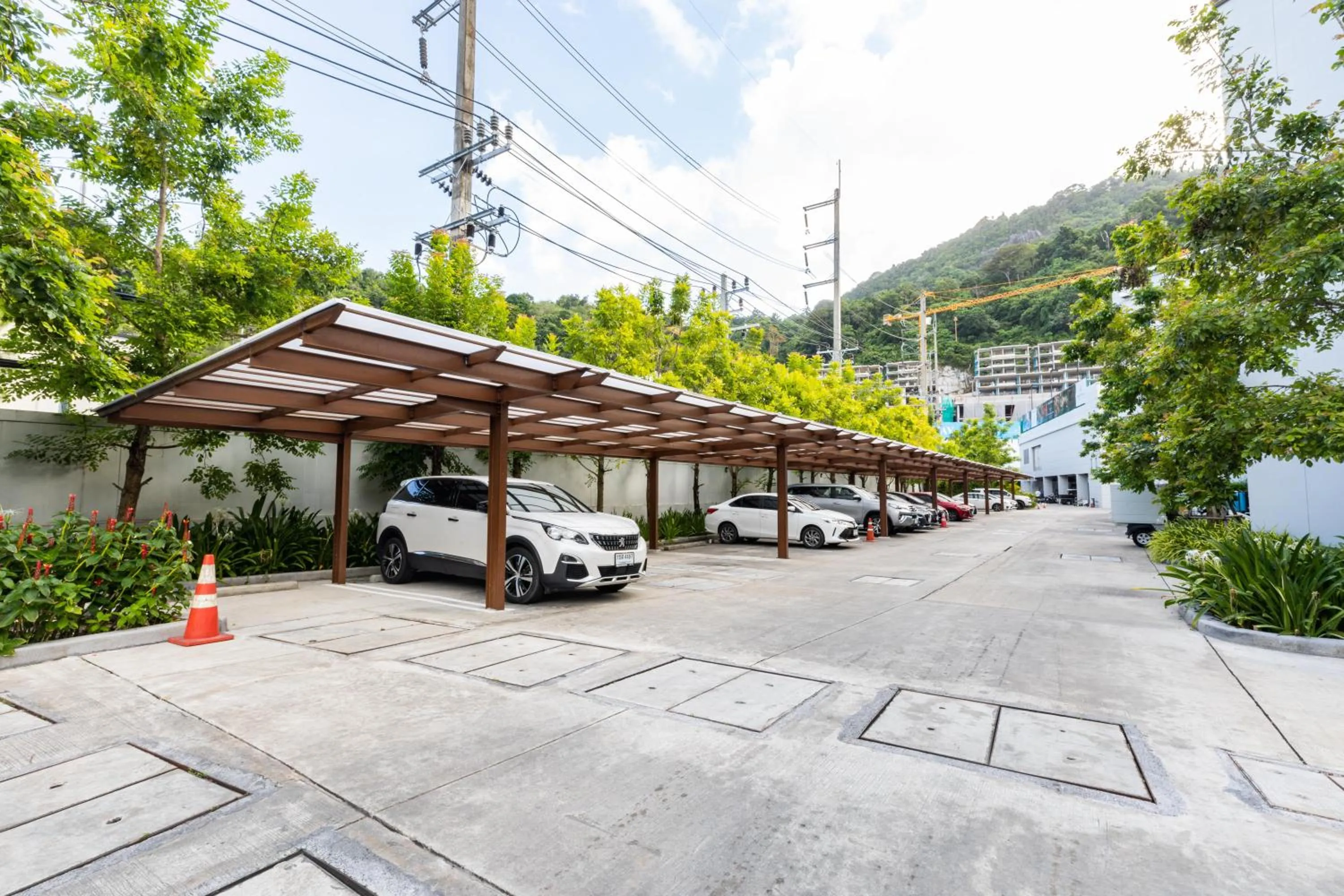 Parking in InterContinental Phuket Resort by IHG