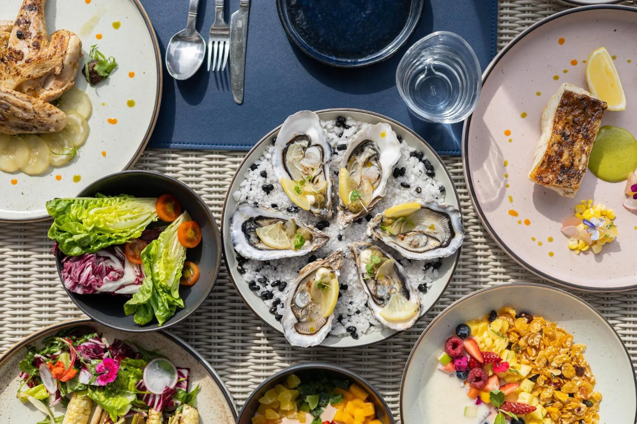 Restaurant/places to eat in InterContinental Phuket Resort by IHG