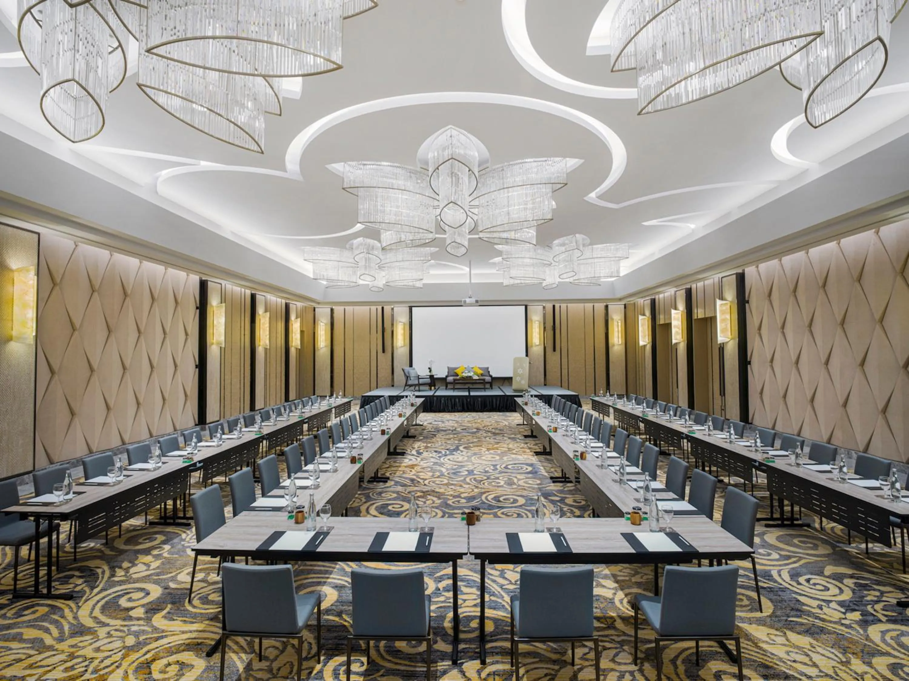 Meeting/conference room in InterContinental Phuket Resort by IHG