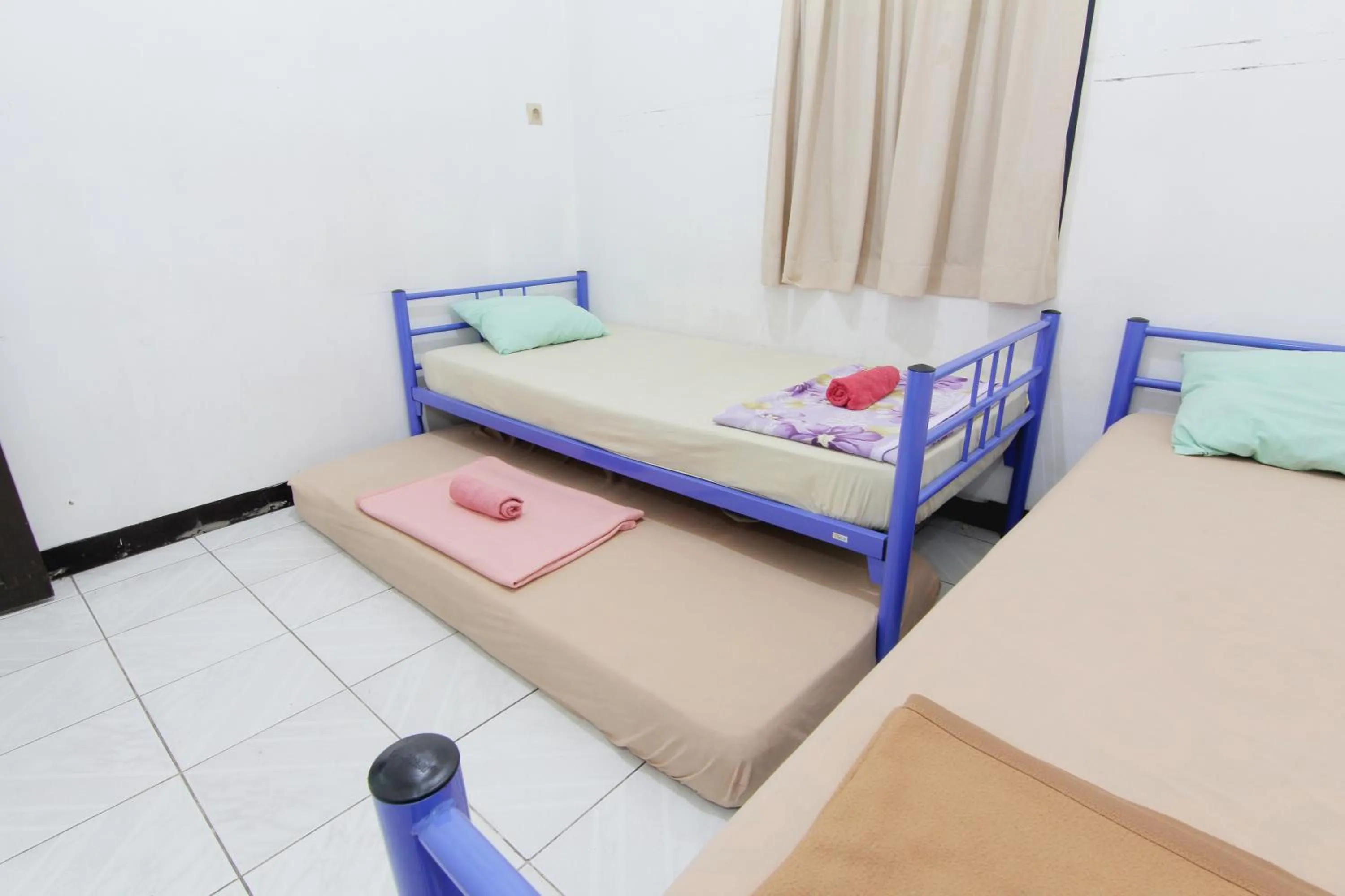 Bedroom, Bed in Arjuna Hostel