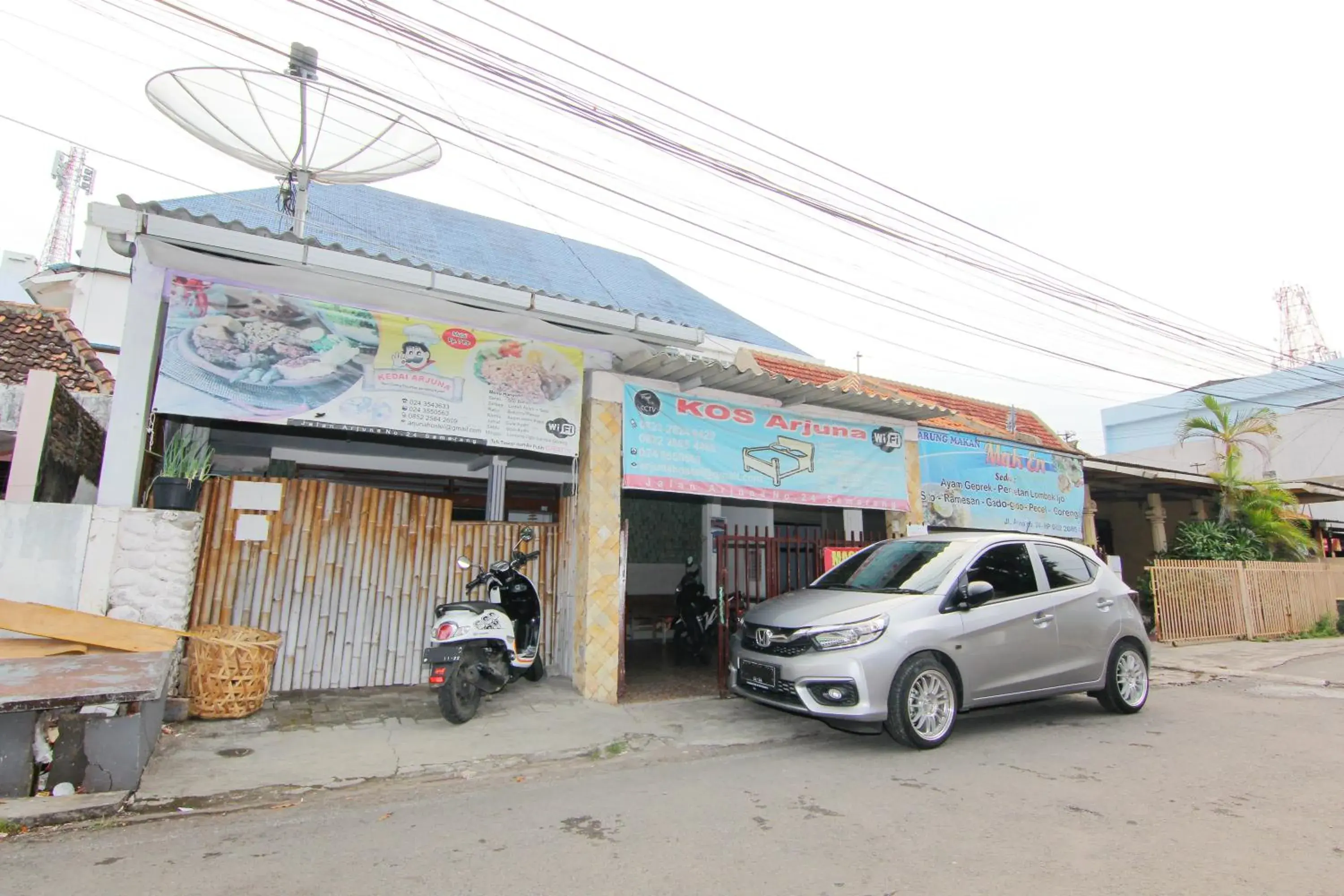 Property building in Arjuna Hostel Property building in Arjuna Hostel