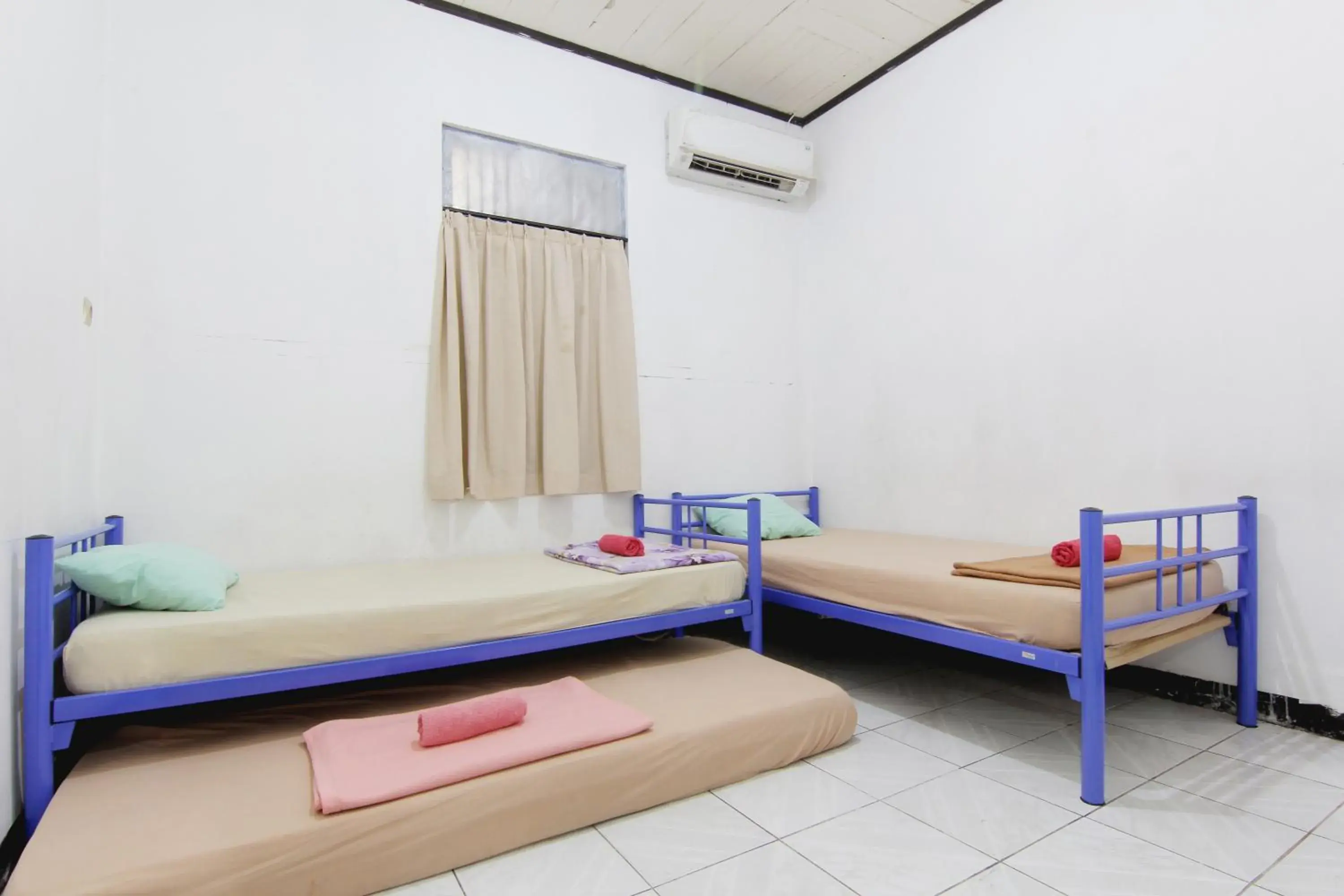 Bunk Bed in Mixed Dormitory Room in Arjuna Hostel Bunk Bed in Mixed Dormitory Room in Arjuna Hostel