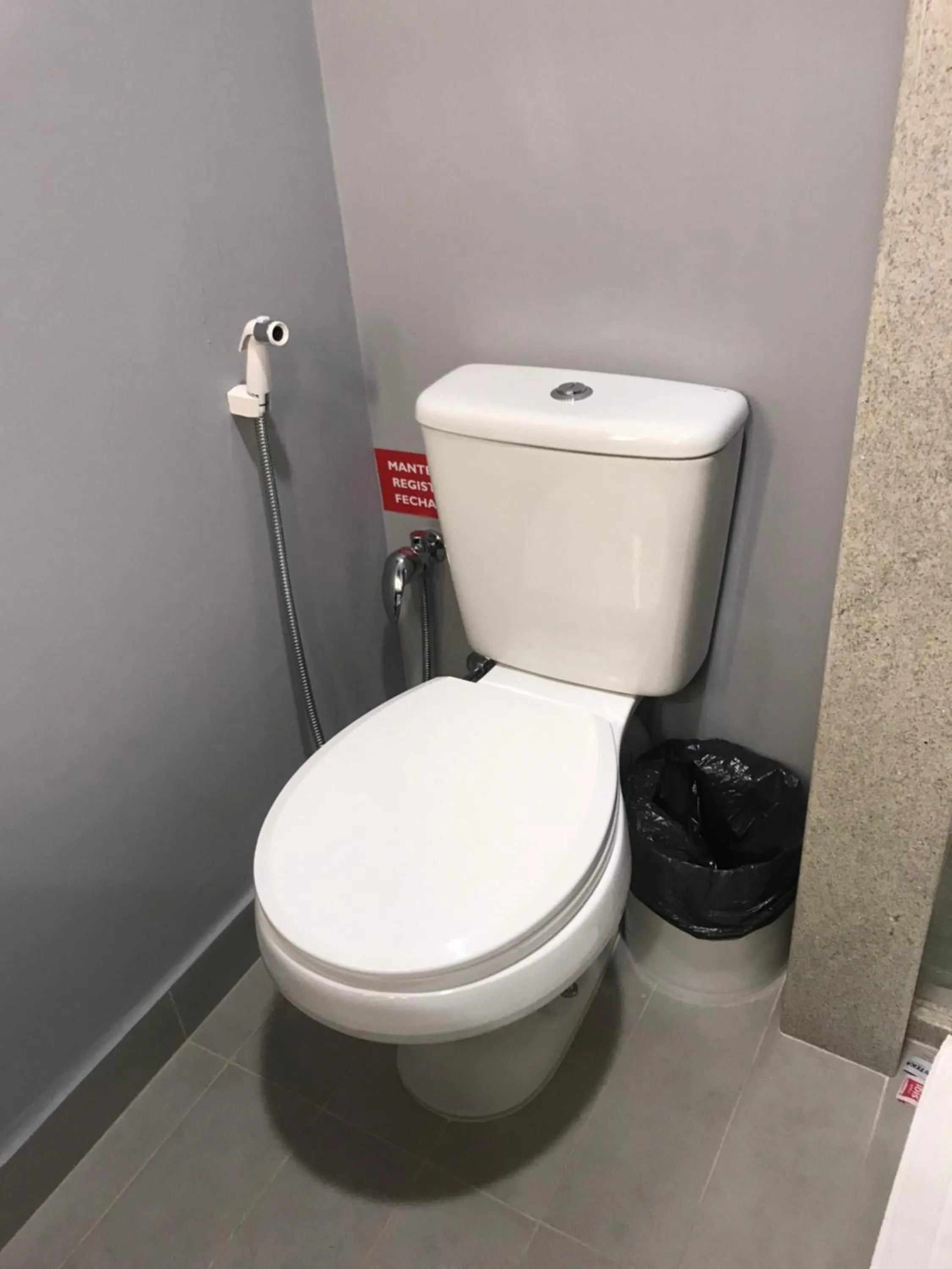 Toilet in ibis Parauapebas