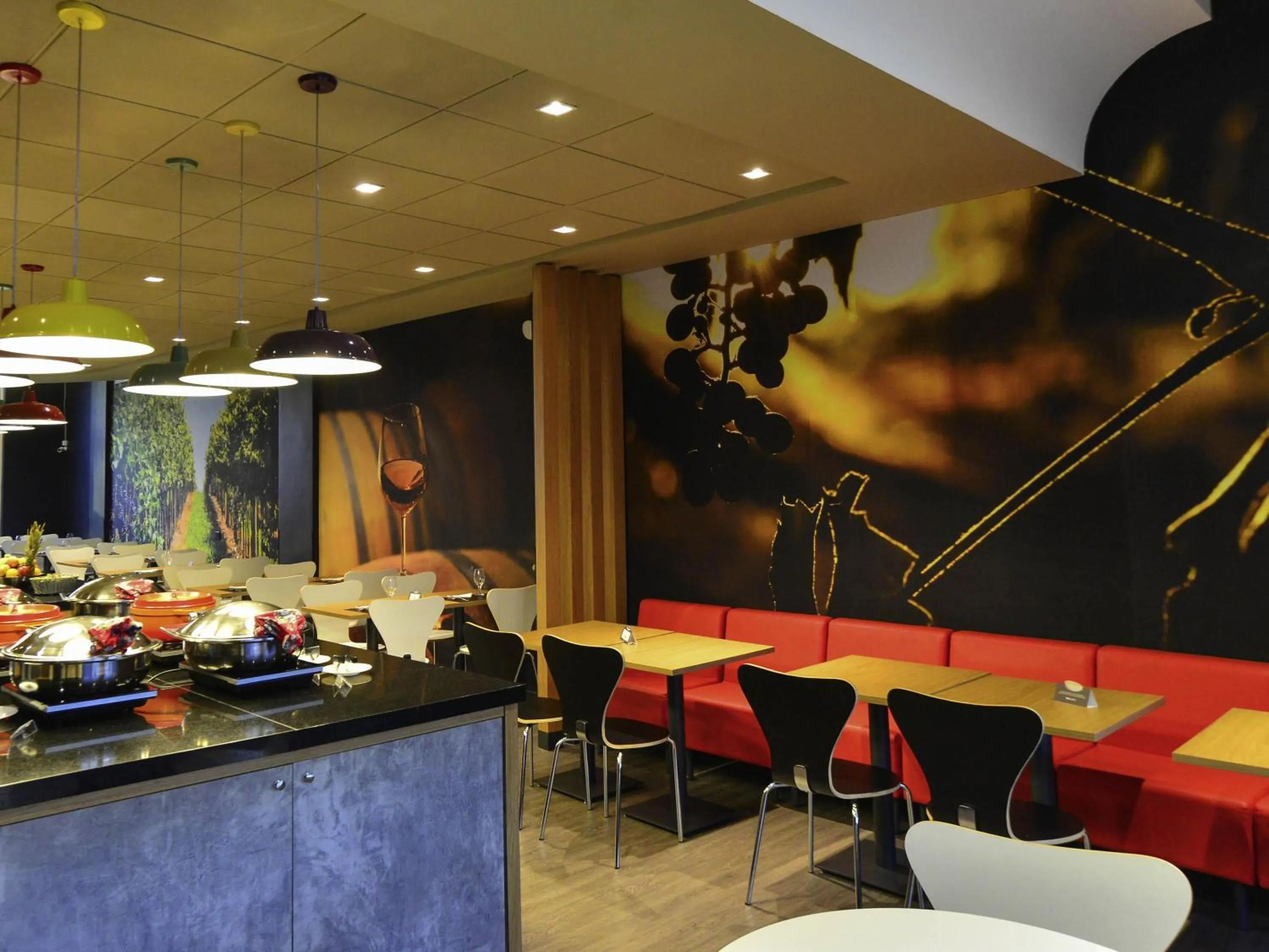 Restaurant/places to eat in ibis Parauapebas