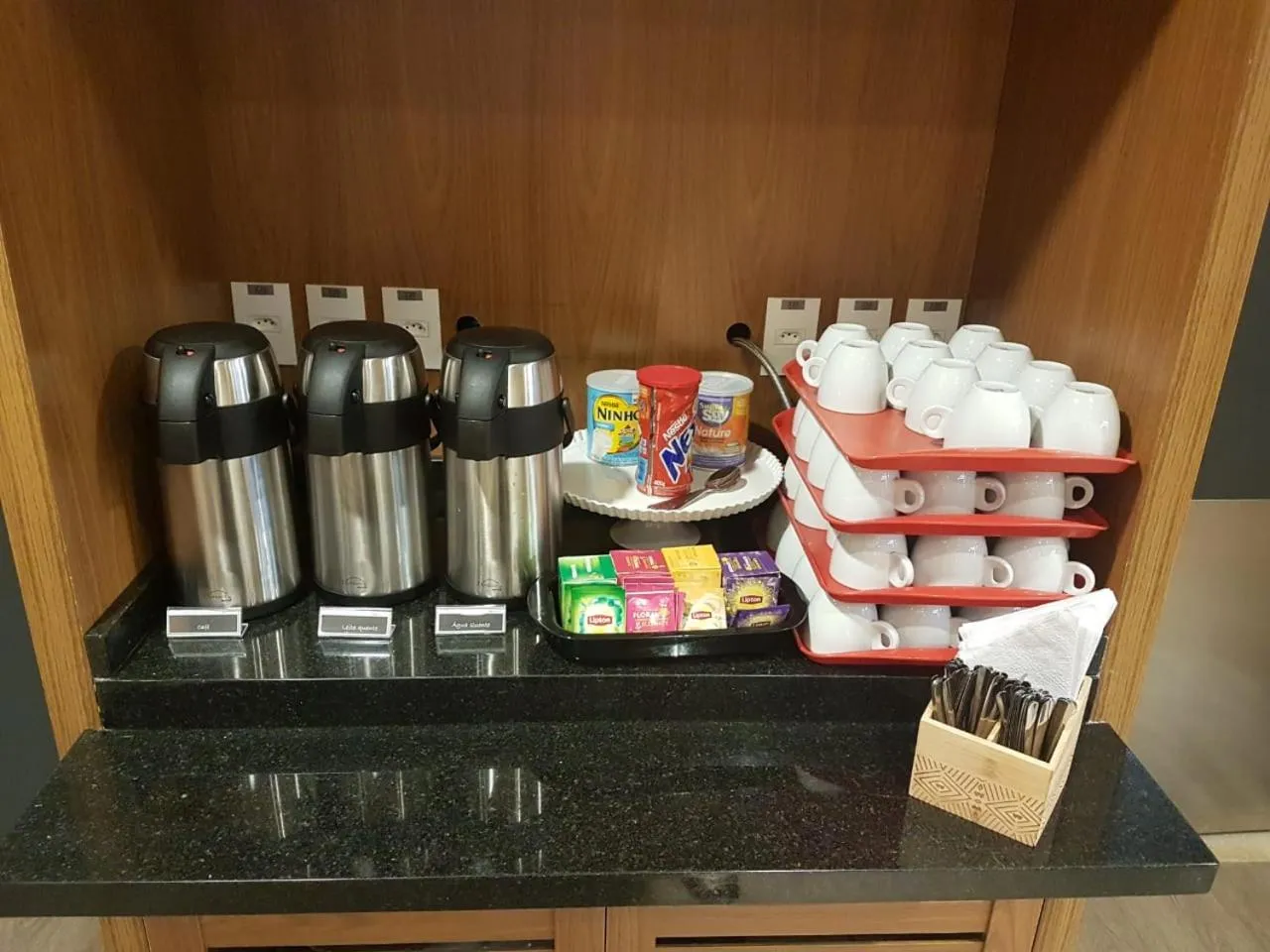 Coffee/tea facilities in ibis Parauapebas