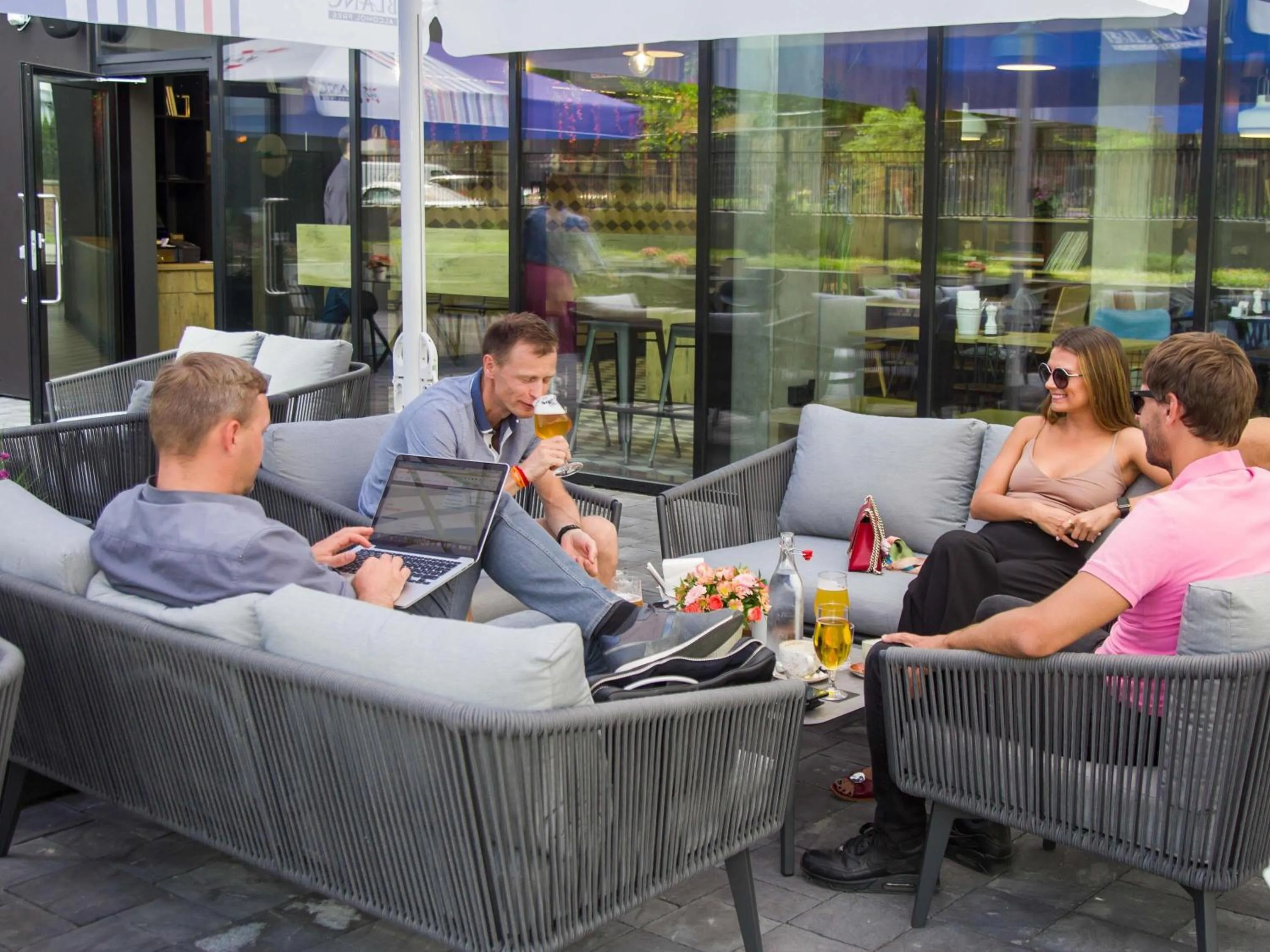 Restaurant/places to eat in ibis Tallinn Center