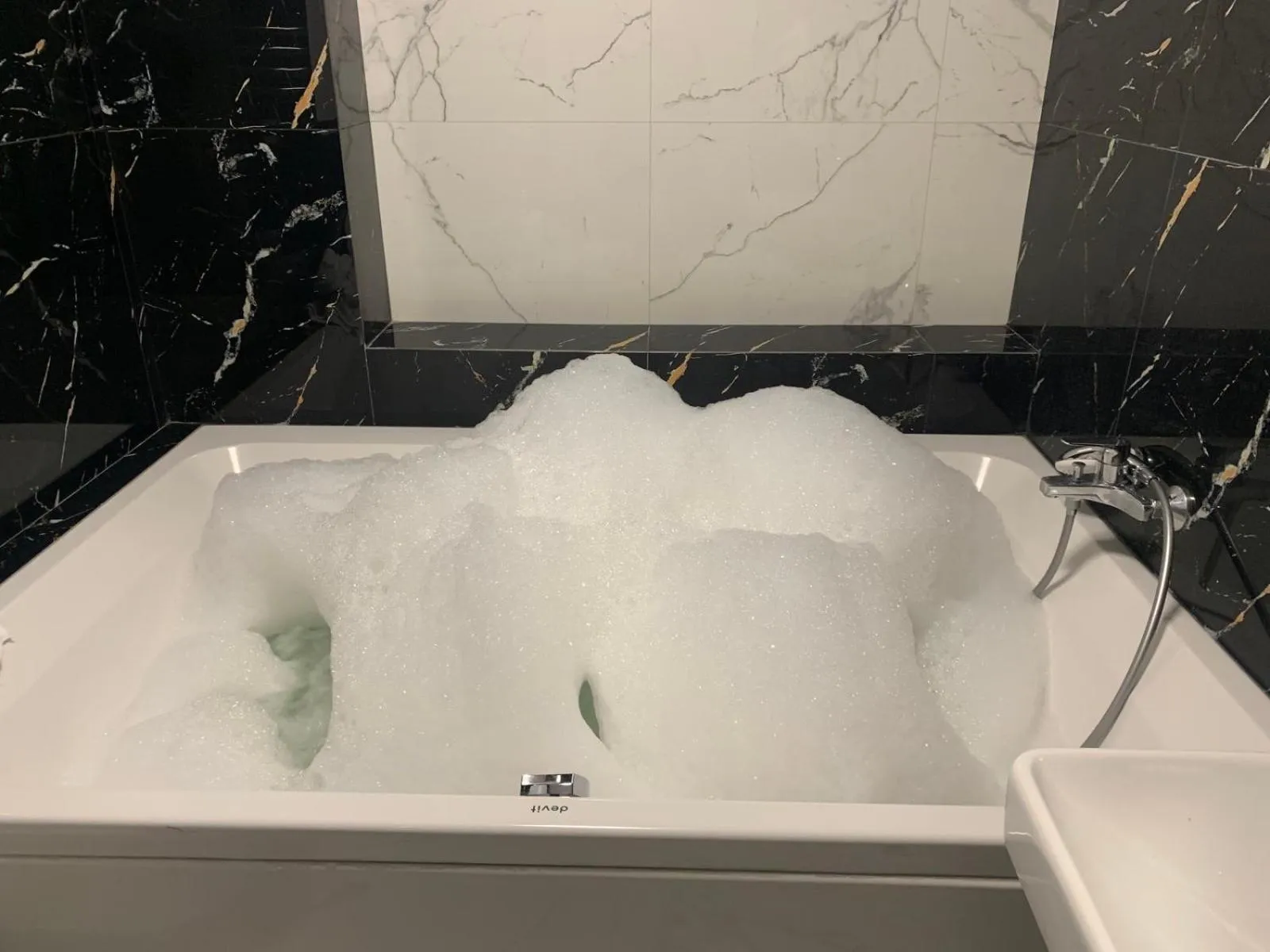 Arena Summit Apart Hotel