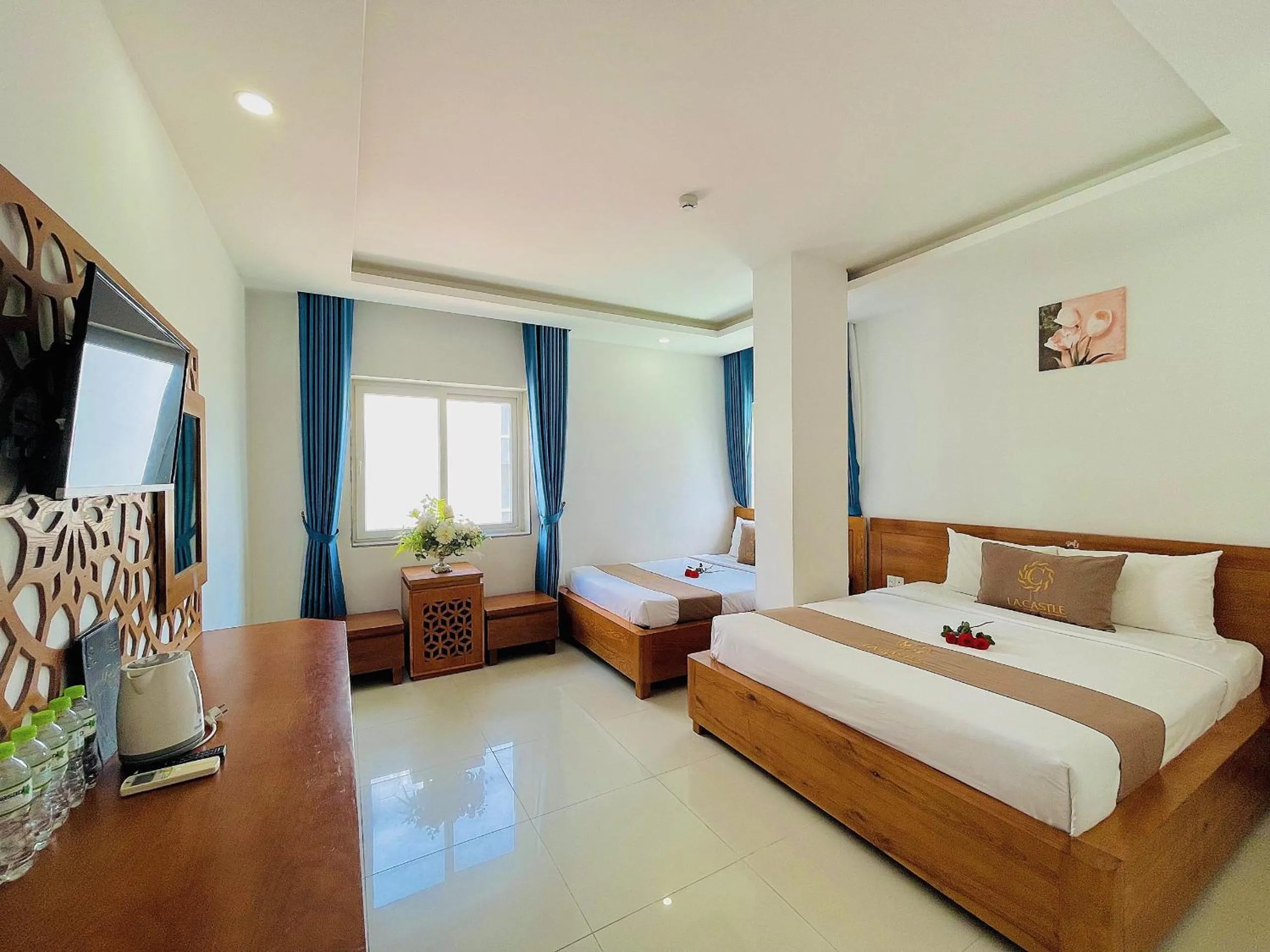 Bedroom, Bed in La Castle