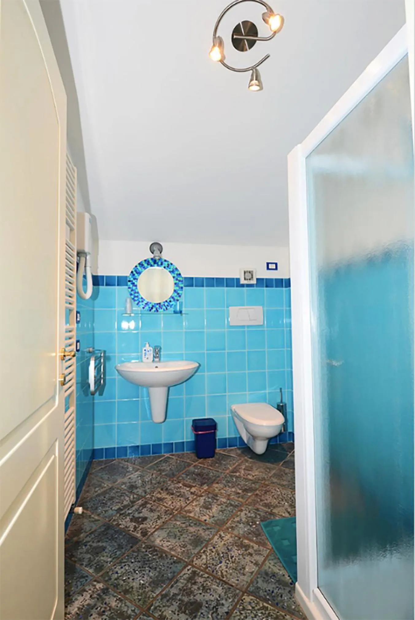 Bathroom in Rosa Tea B&B