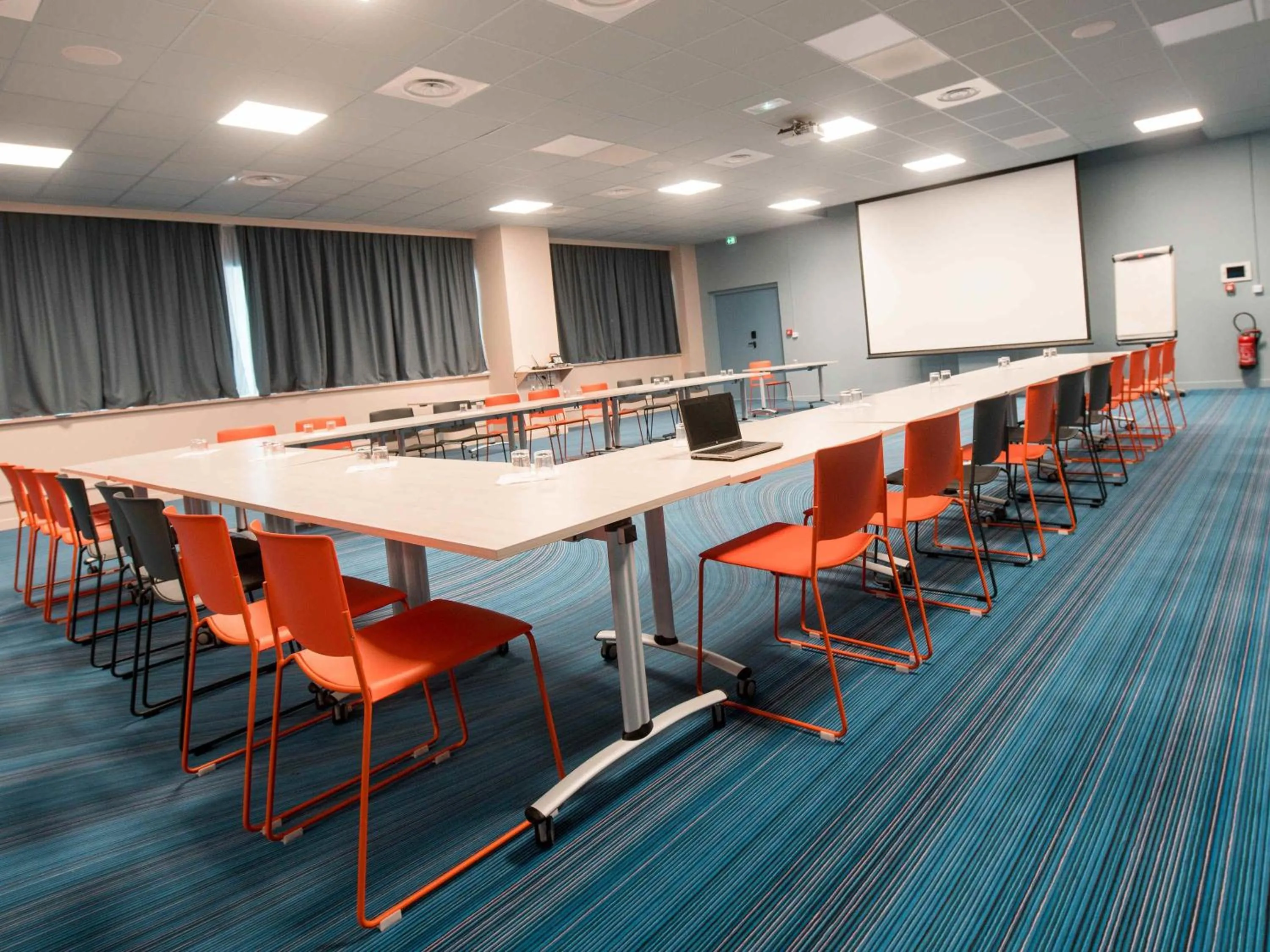 Meeting/conference room in ibis Styles Toulon Centre Port