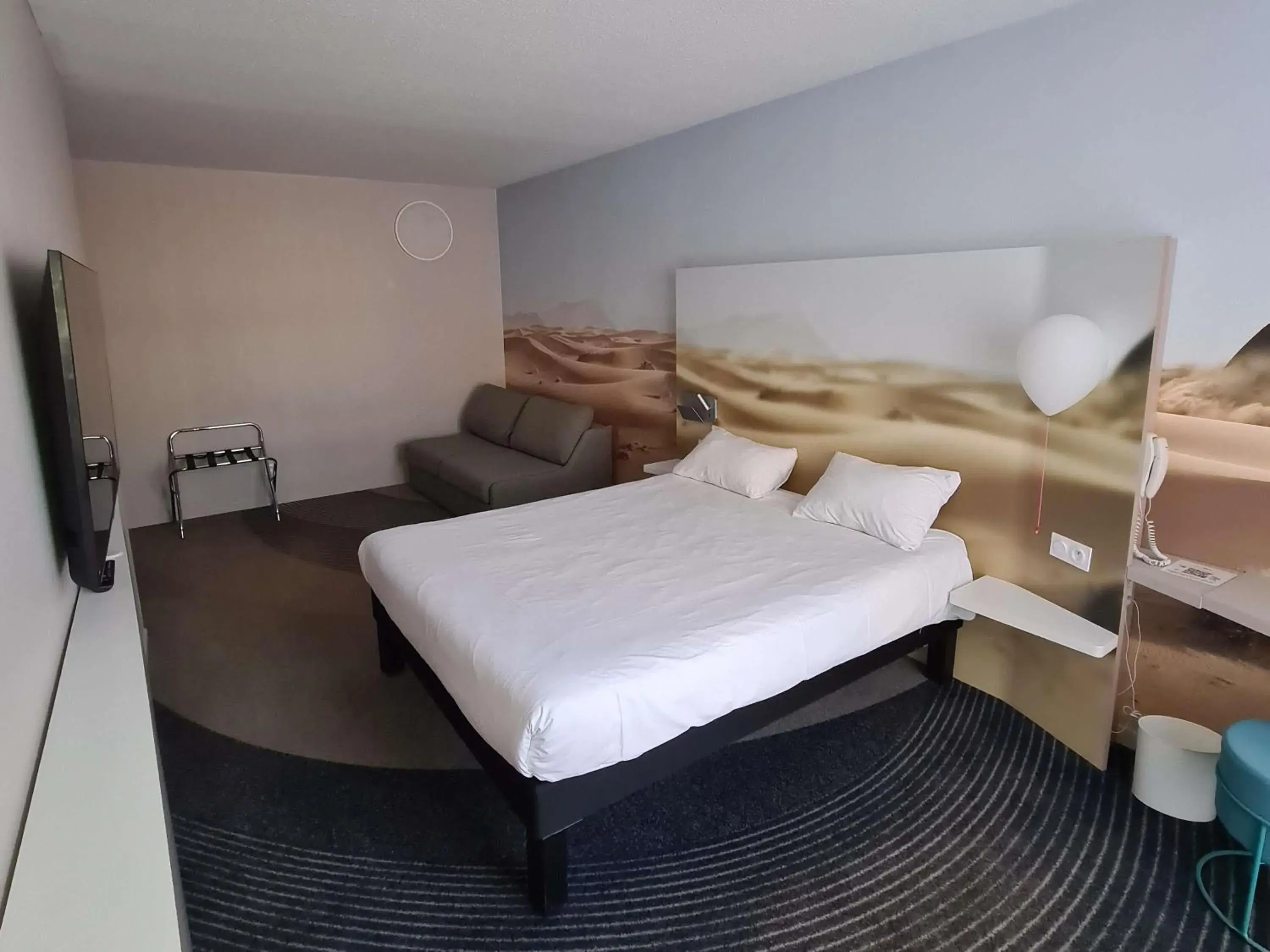 Bedroom, Bed in ibis Styles Toulon Centre Port Bedroom, Bed in ibis Styles Toulon Centre Port