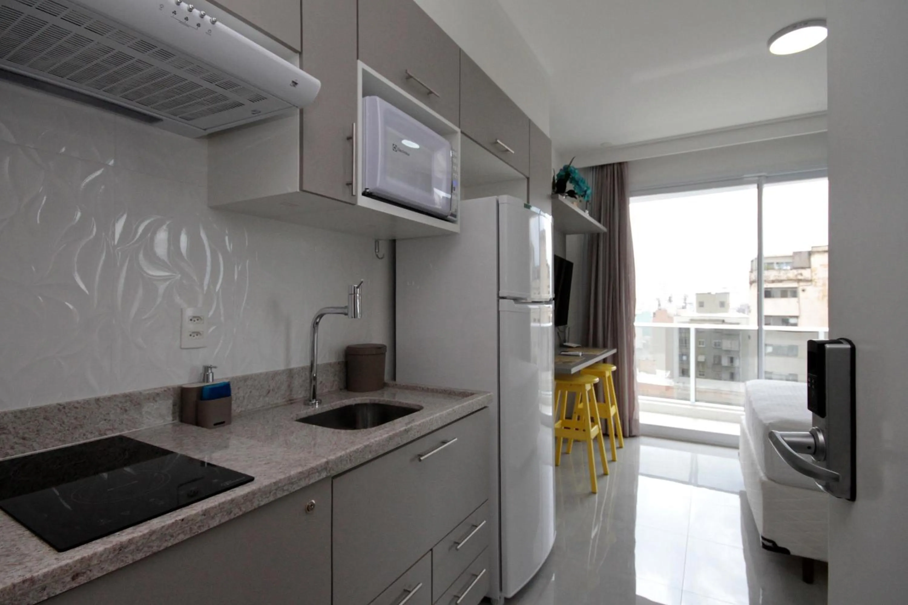 Kitchen or kitchenette in 360 Luz