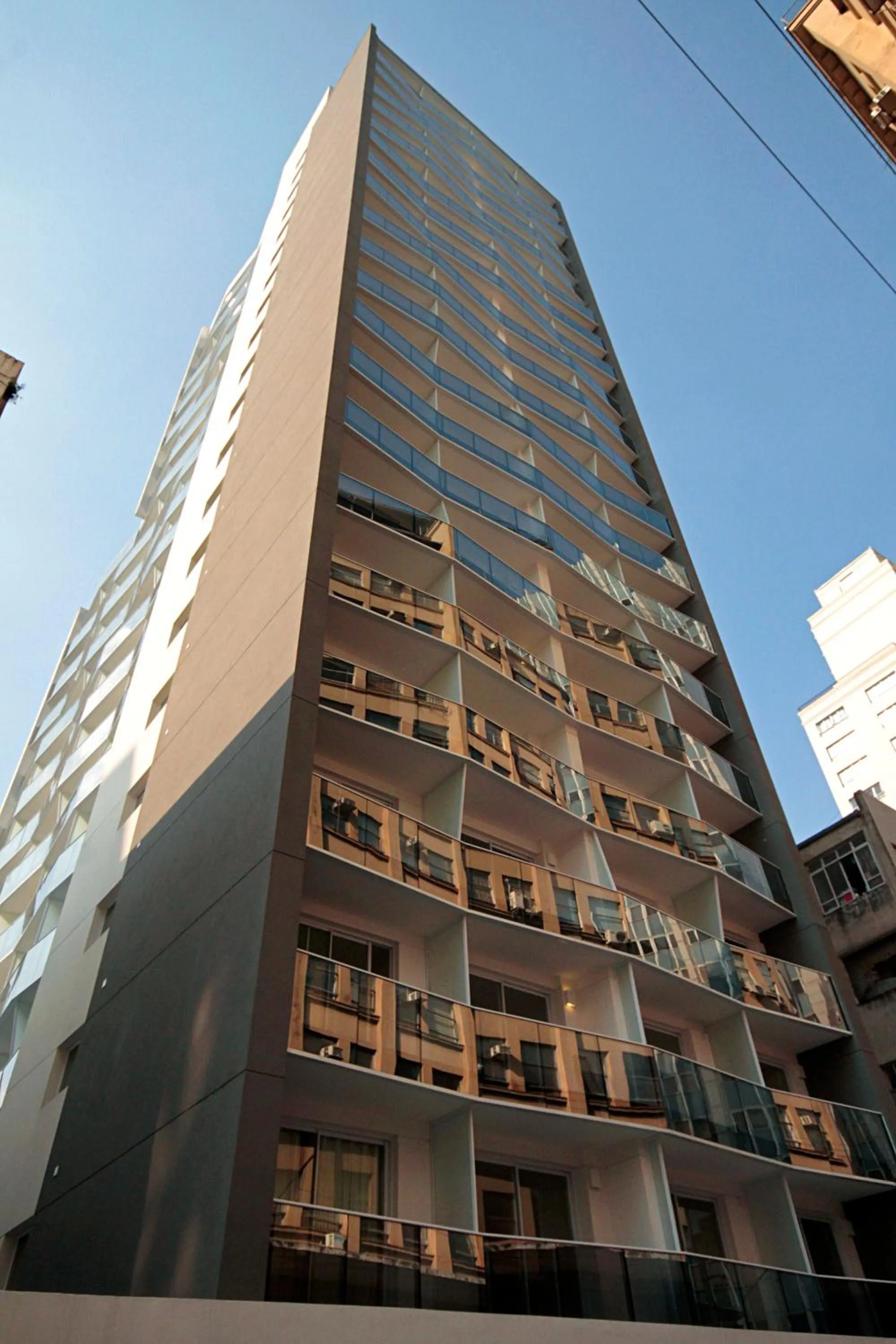 Facade/entrance in 360 Luz