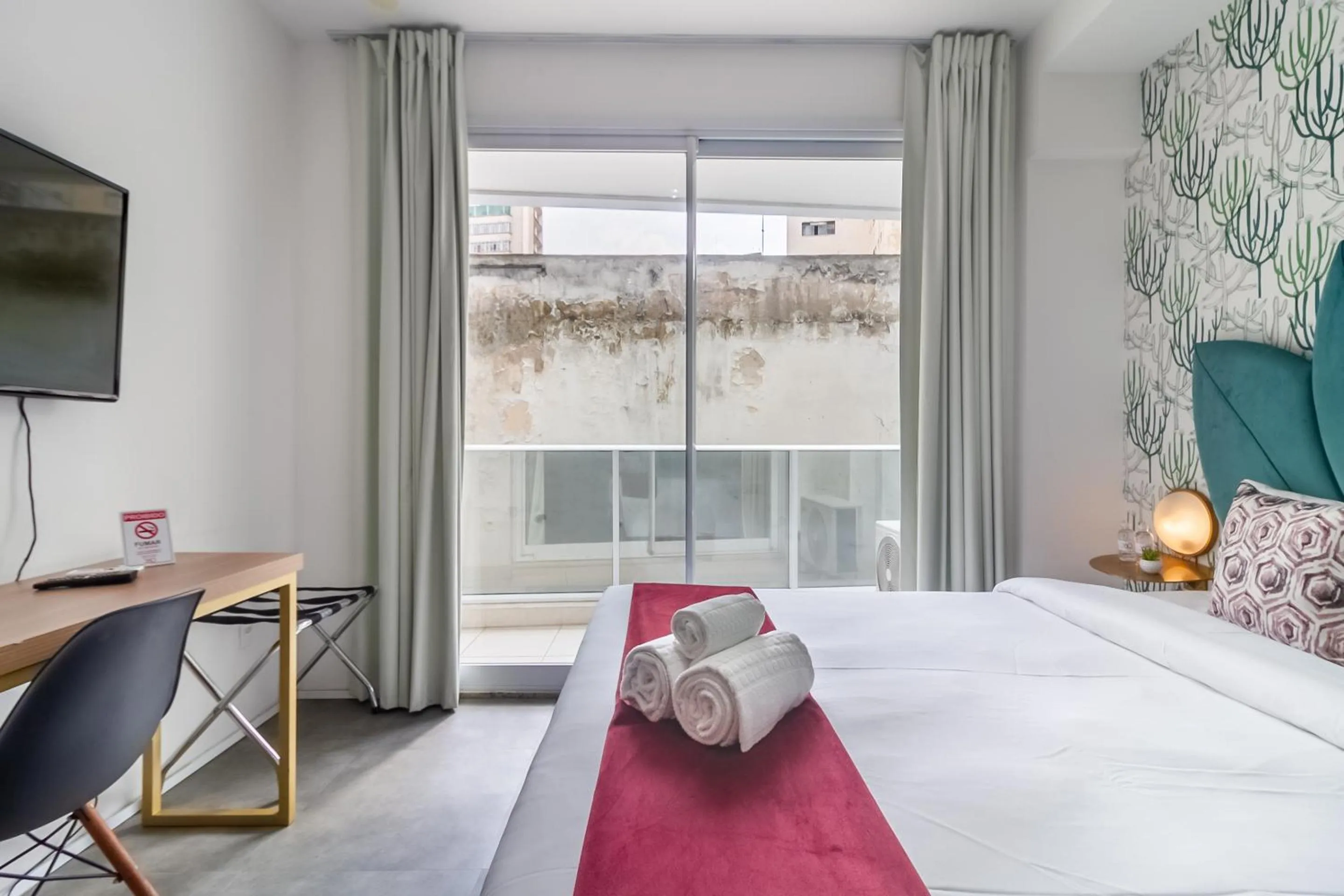 TV and multimedia, Bed in 360 Luz