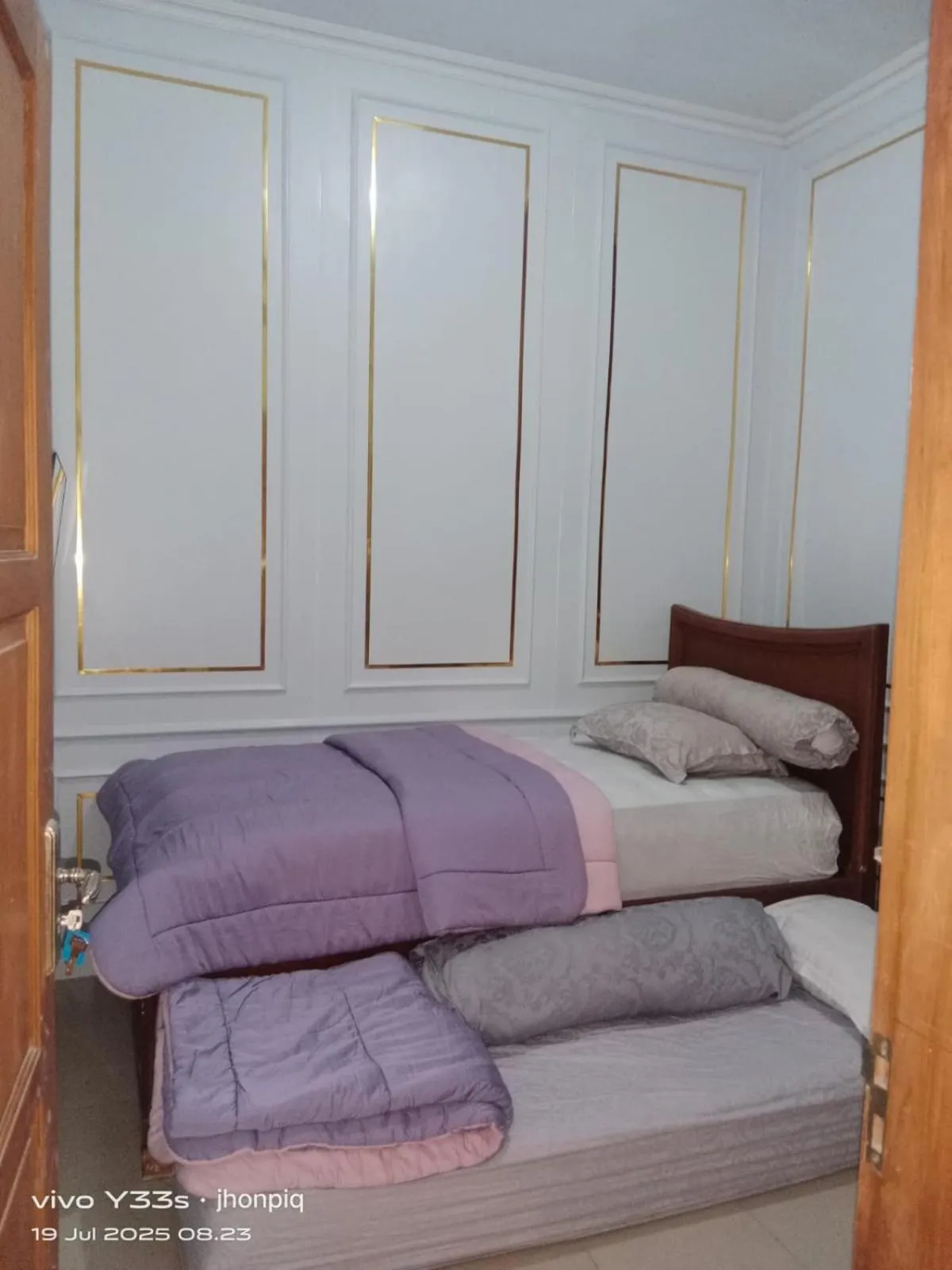 Bed in ChiGhaya Guest House